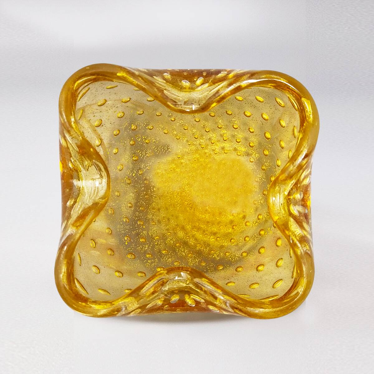 1960s Gorgeous Ashtray or Catchall by Flavio Poli for Seguso. Made in Italy