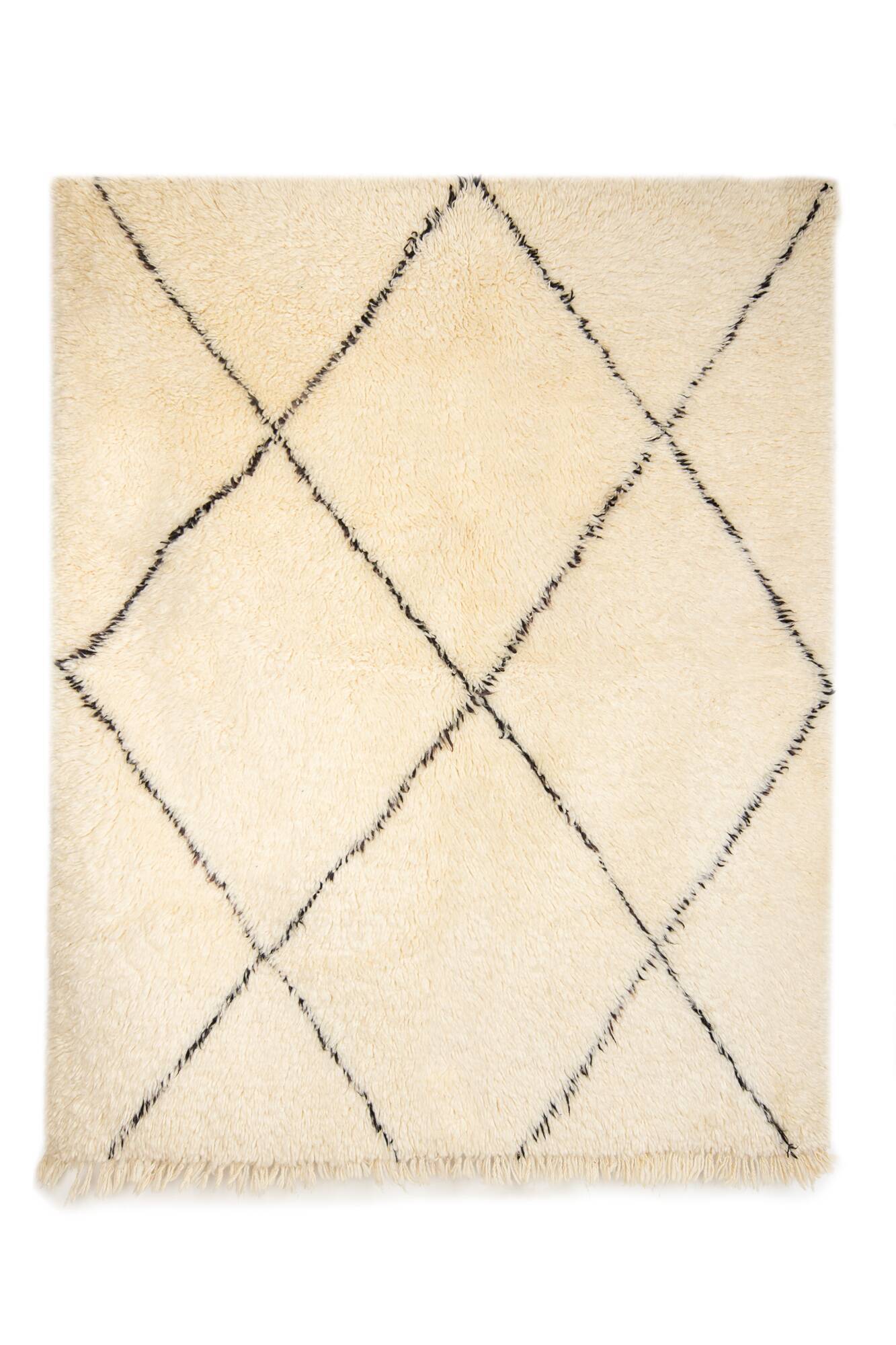 Tapis berbere beni ourain ecru avec losanges noirs 200 x 155 cm