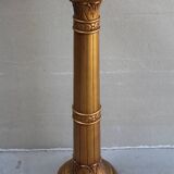 Colonne ancienne en métal et plâtre doré
