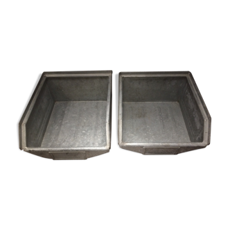 Lot of 2 stackable metal storage lockers