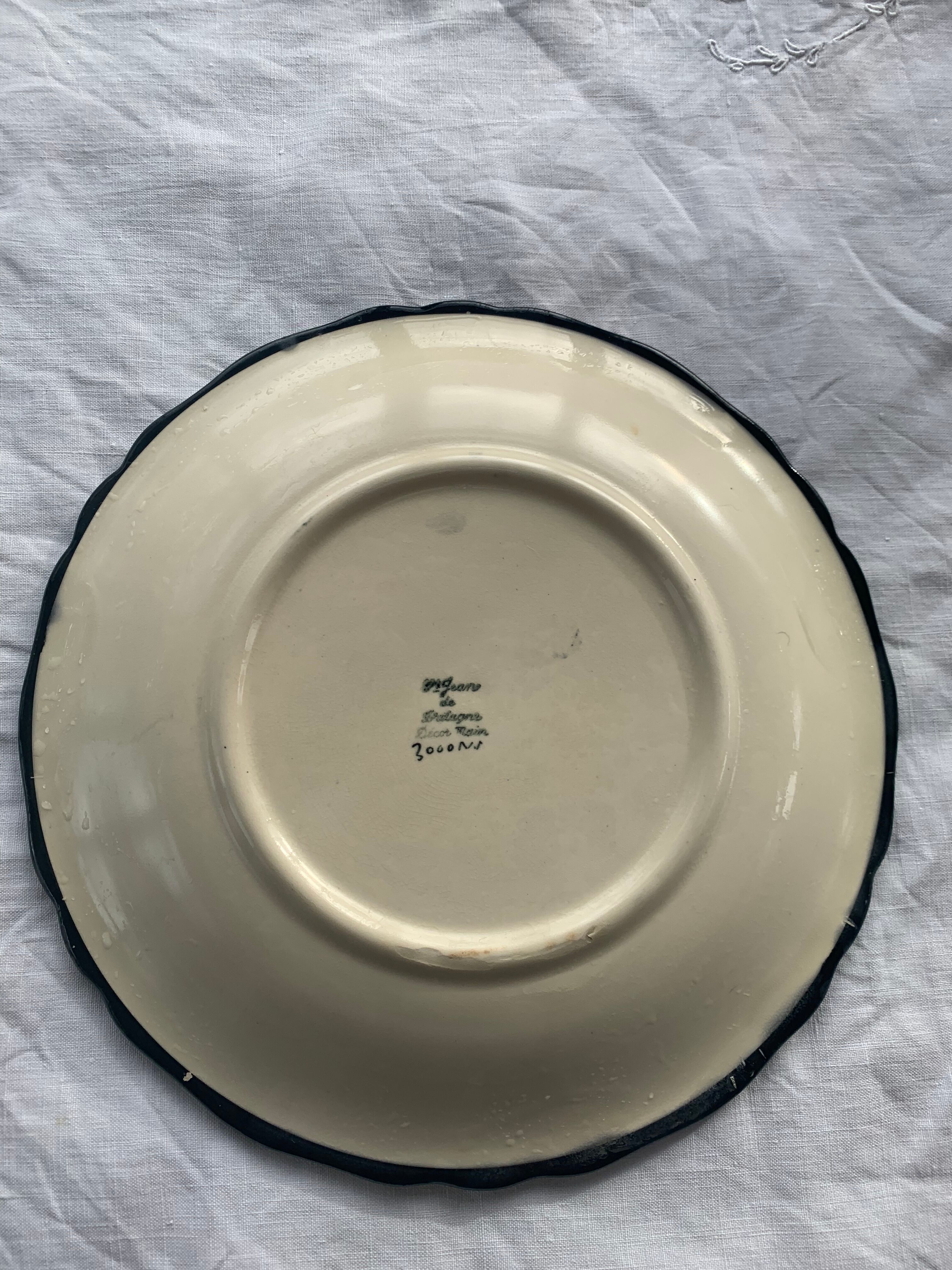 Presentation and collection plate st jean de Bretagne signed and numbered vintage
