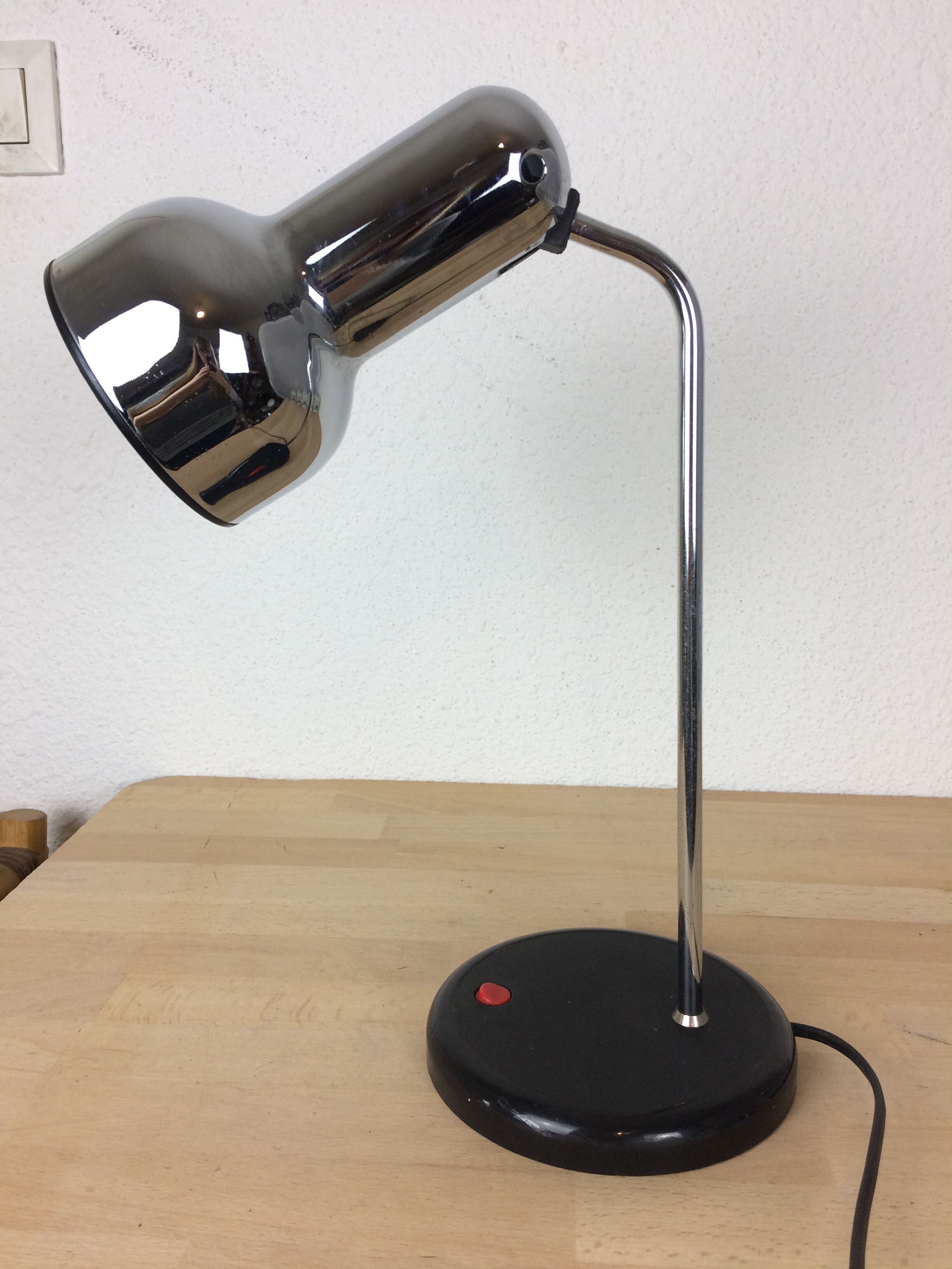 Lampe de bureau chromée