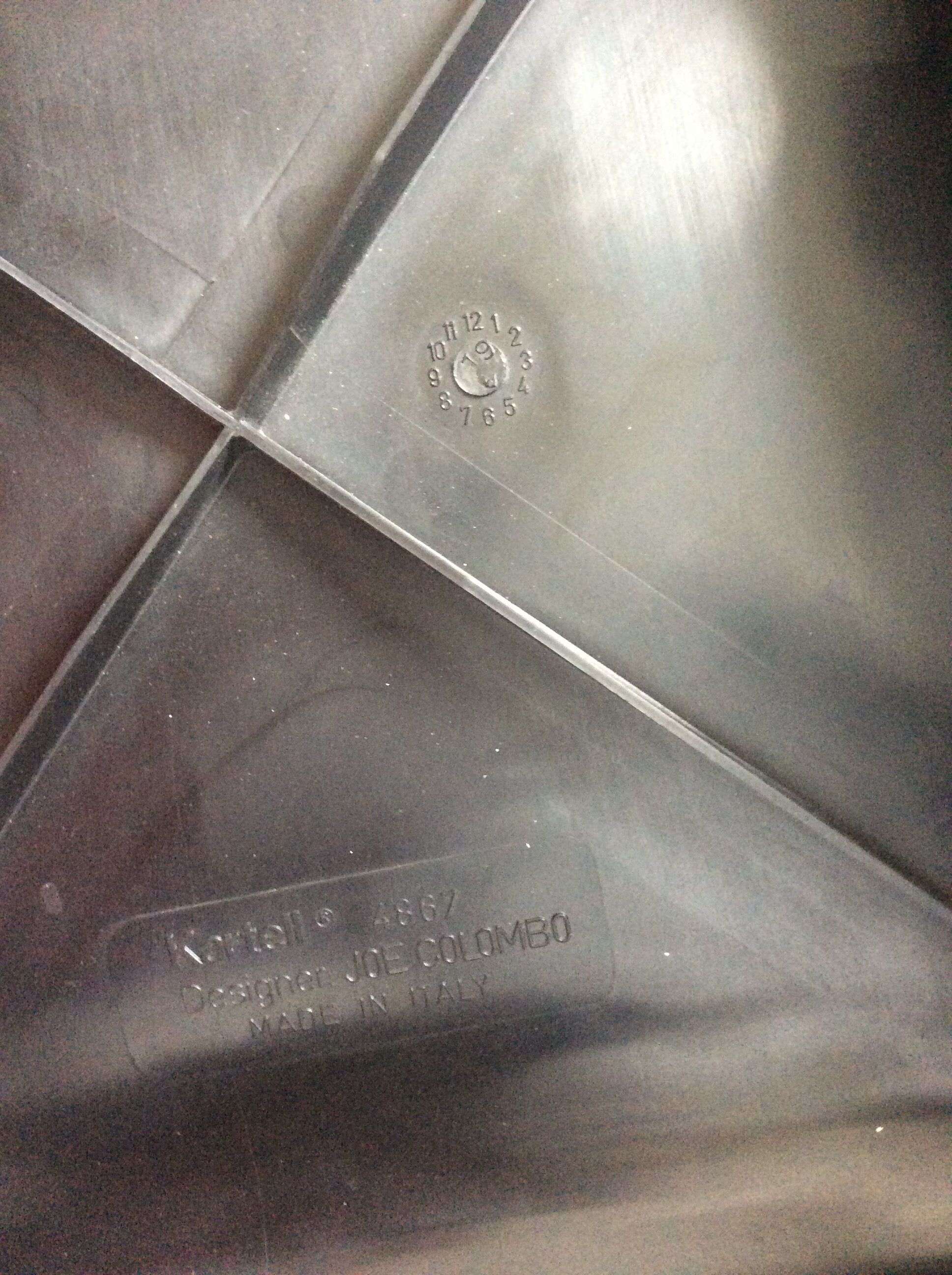 Universal Chair 4867 by Joe Colombo