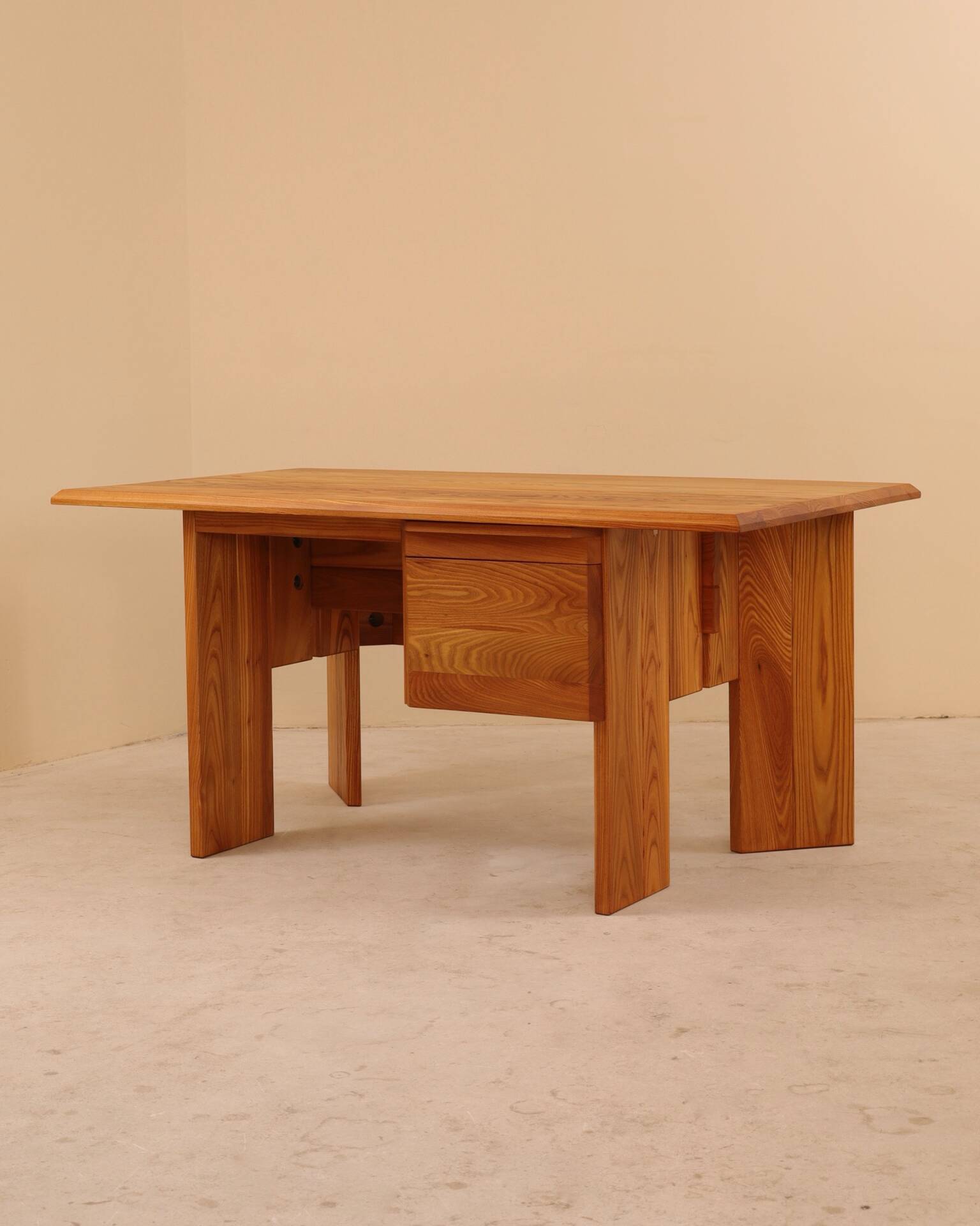 Bureau orme massif