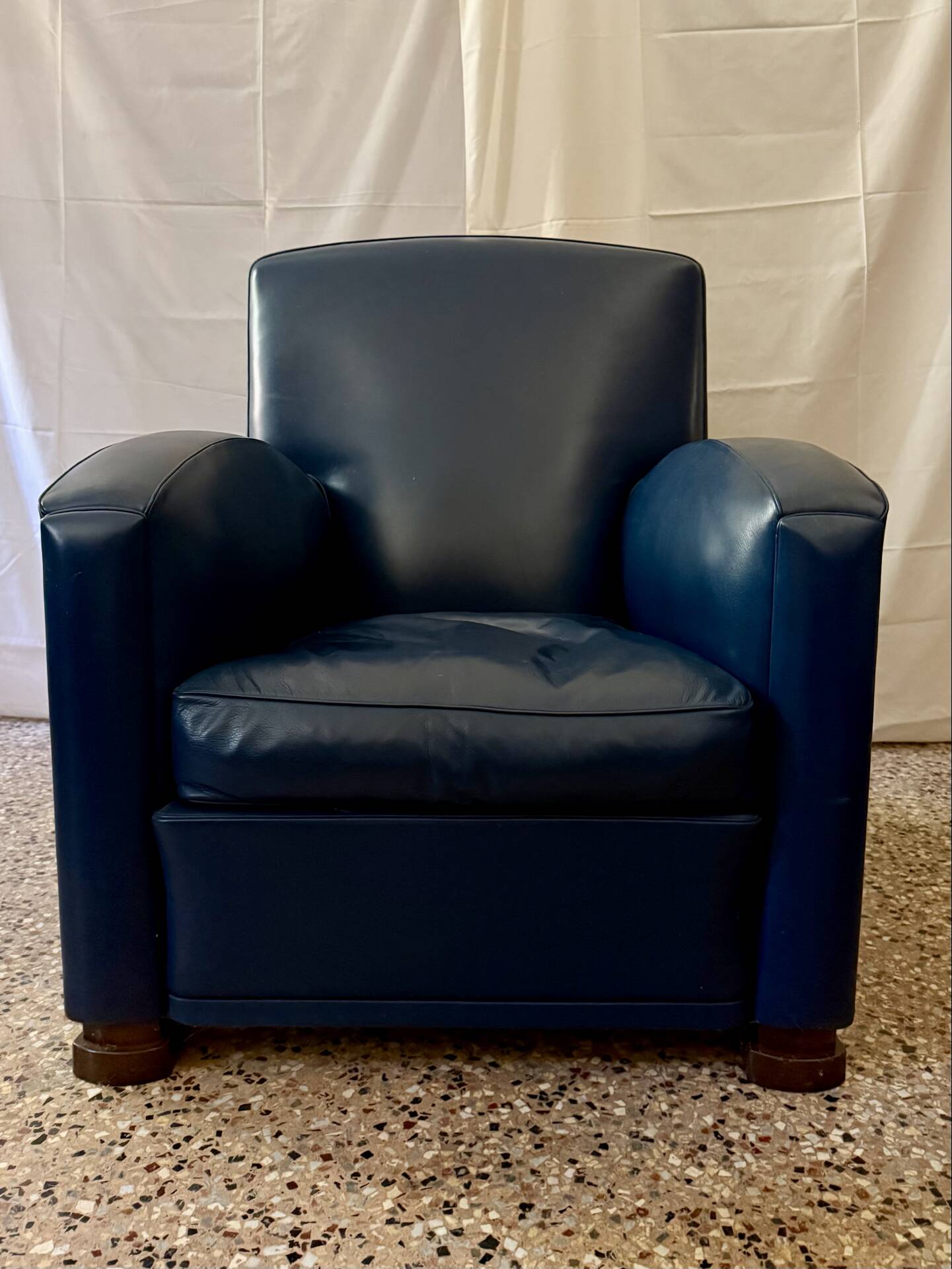 Tabarin Armchair in Leather by Poltrona Frau
