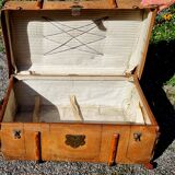 Travel trunk 1900