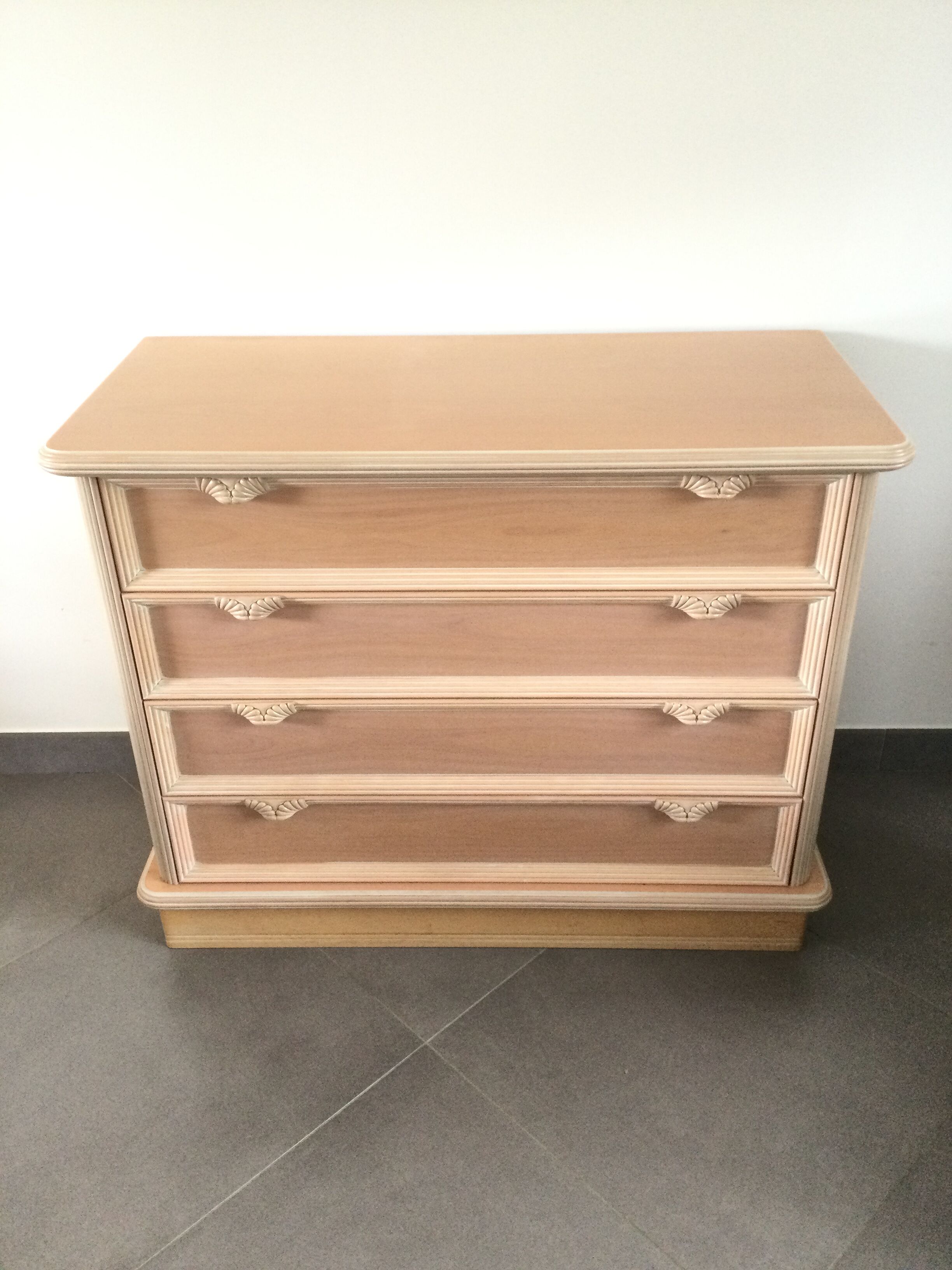 Commode Rose Quatre Tiroirs