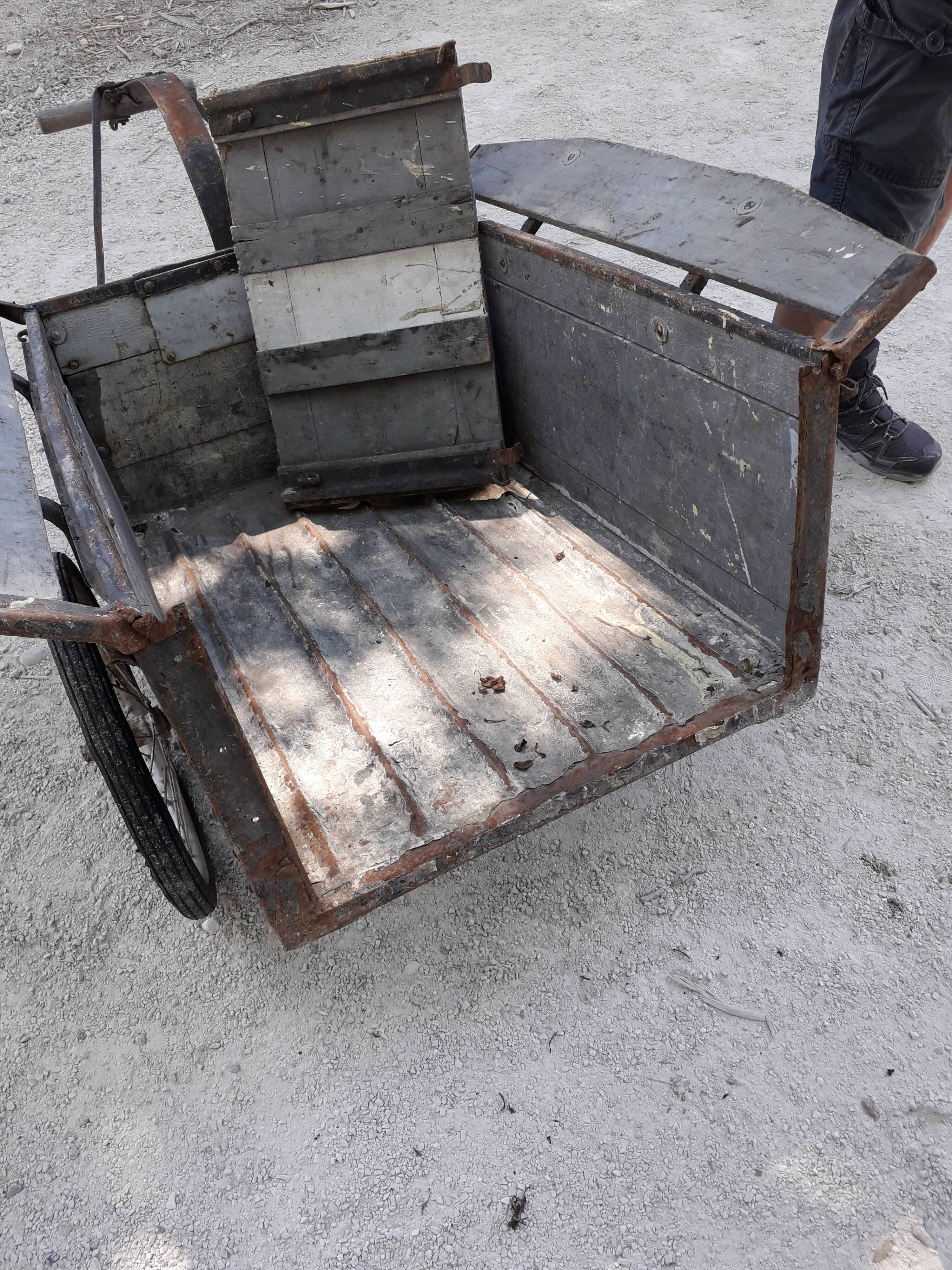 Old cart