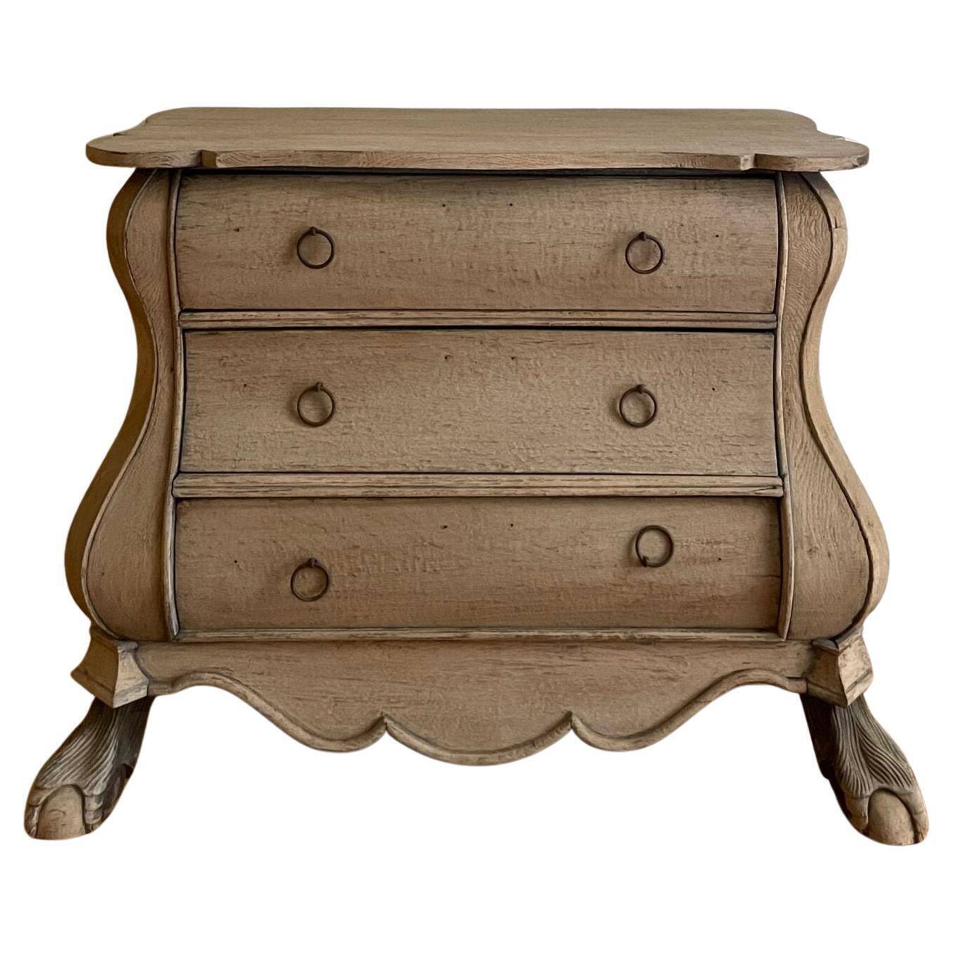 18th century Dutch chest of drawers