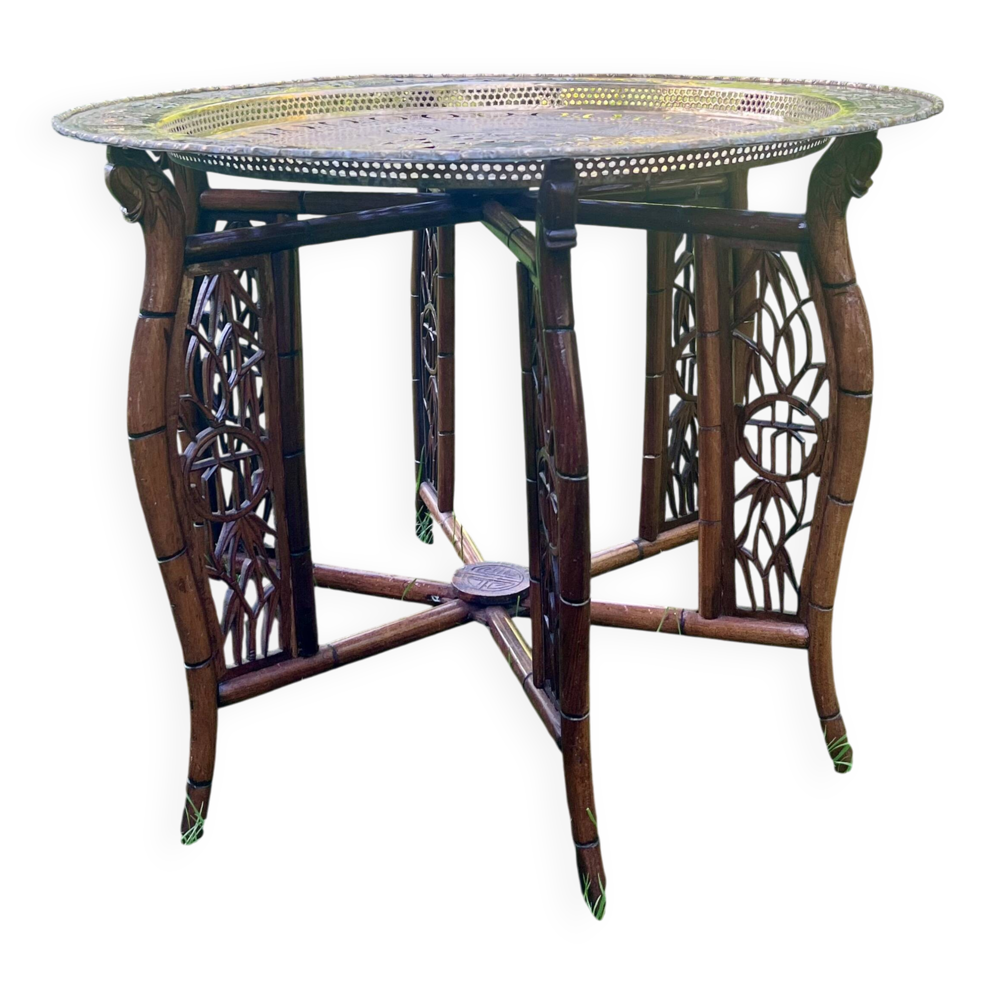 Indochinese coffee table - diameter: 74 cm - Very good condition