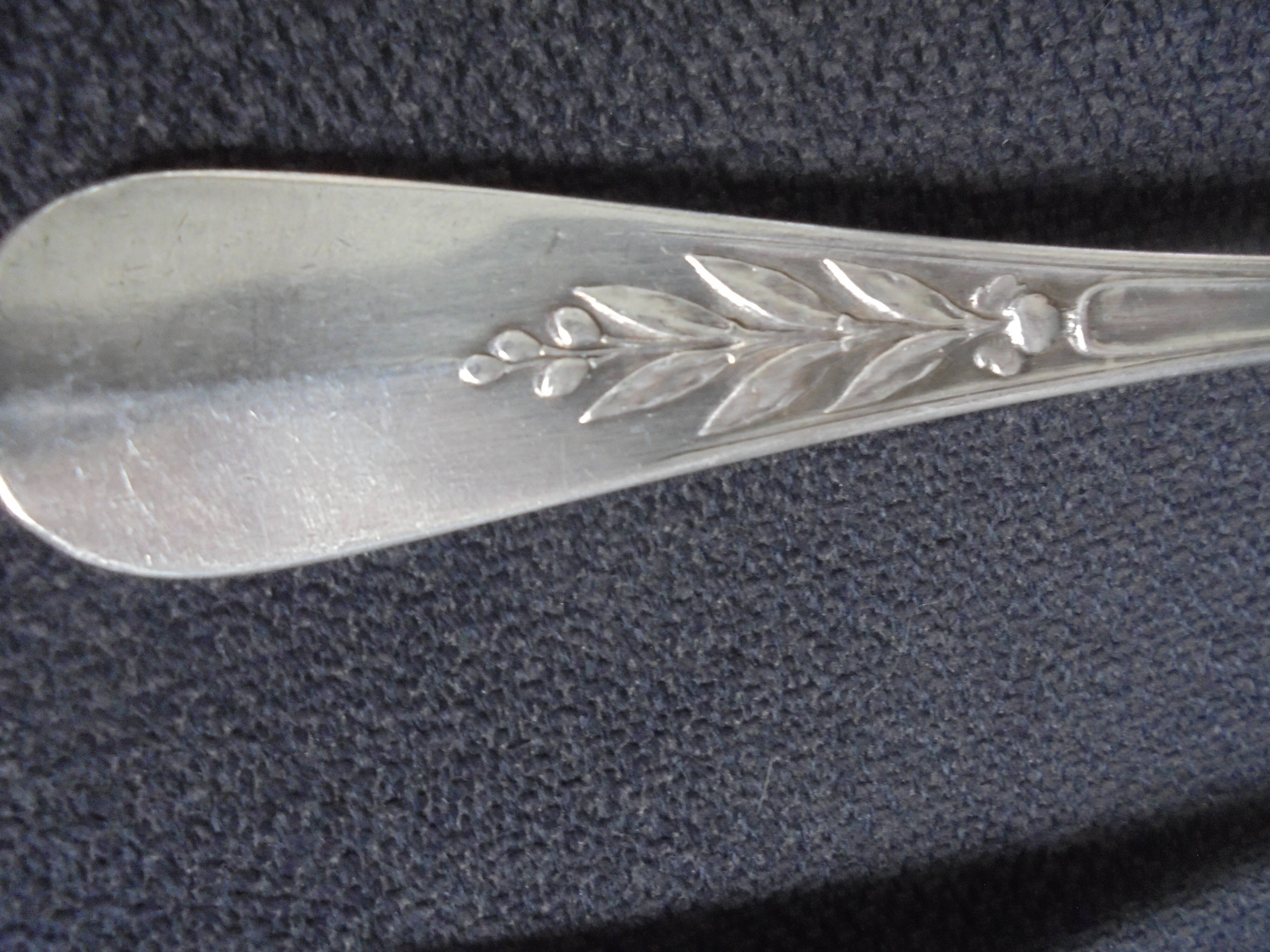 5 christofle spoons laurel channels silver metal