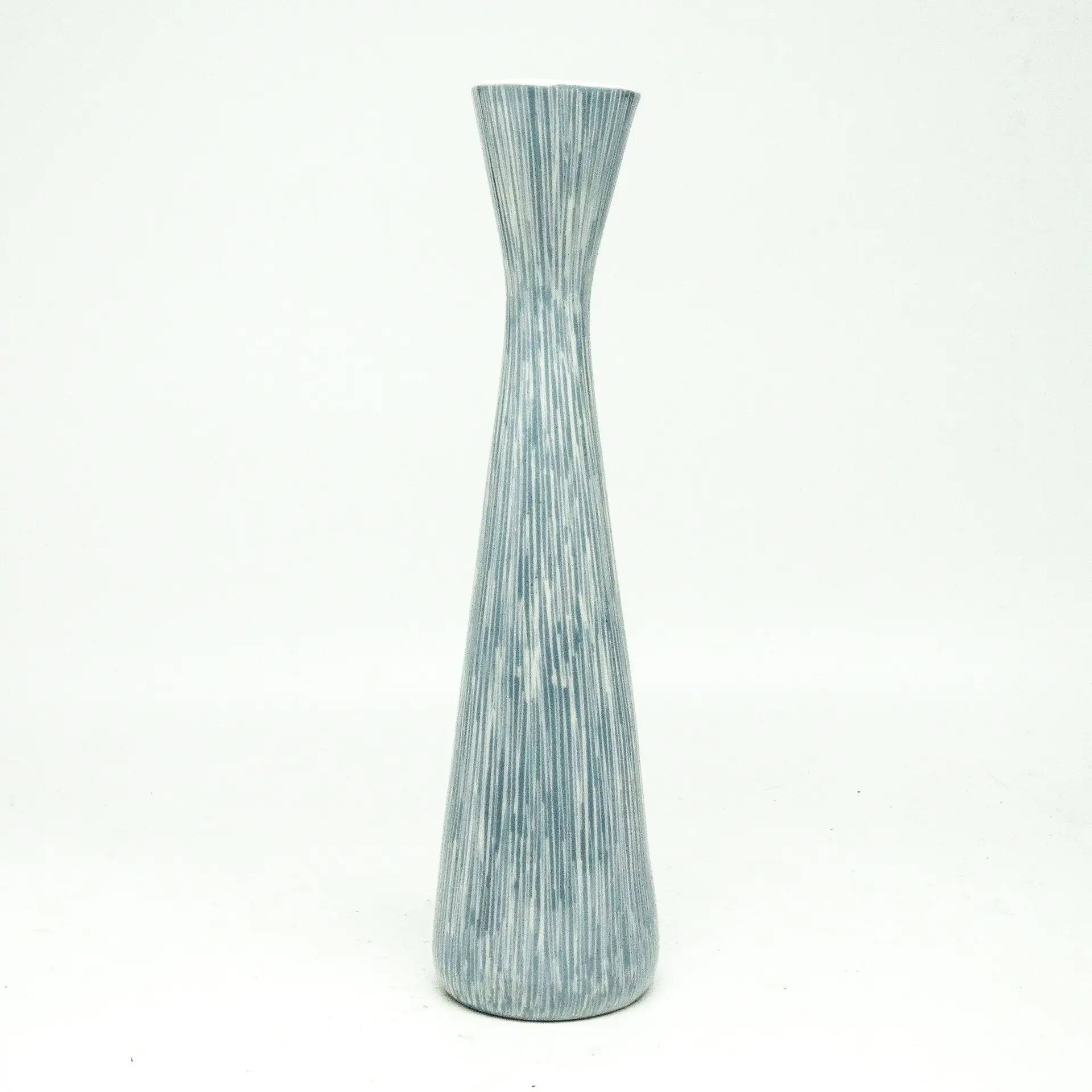 Mid-century modern vase, porcelain, Ćmielów, Poland, 1950s