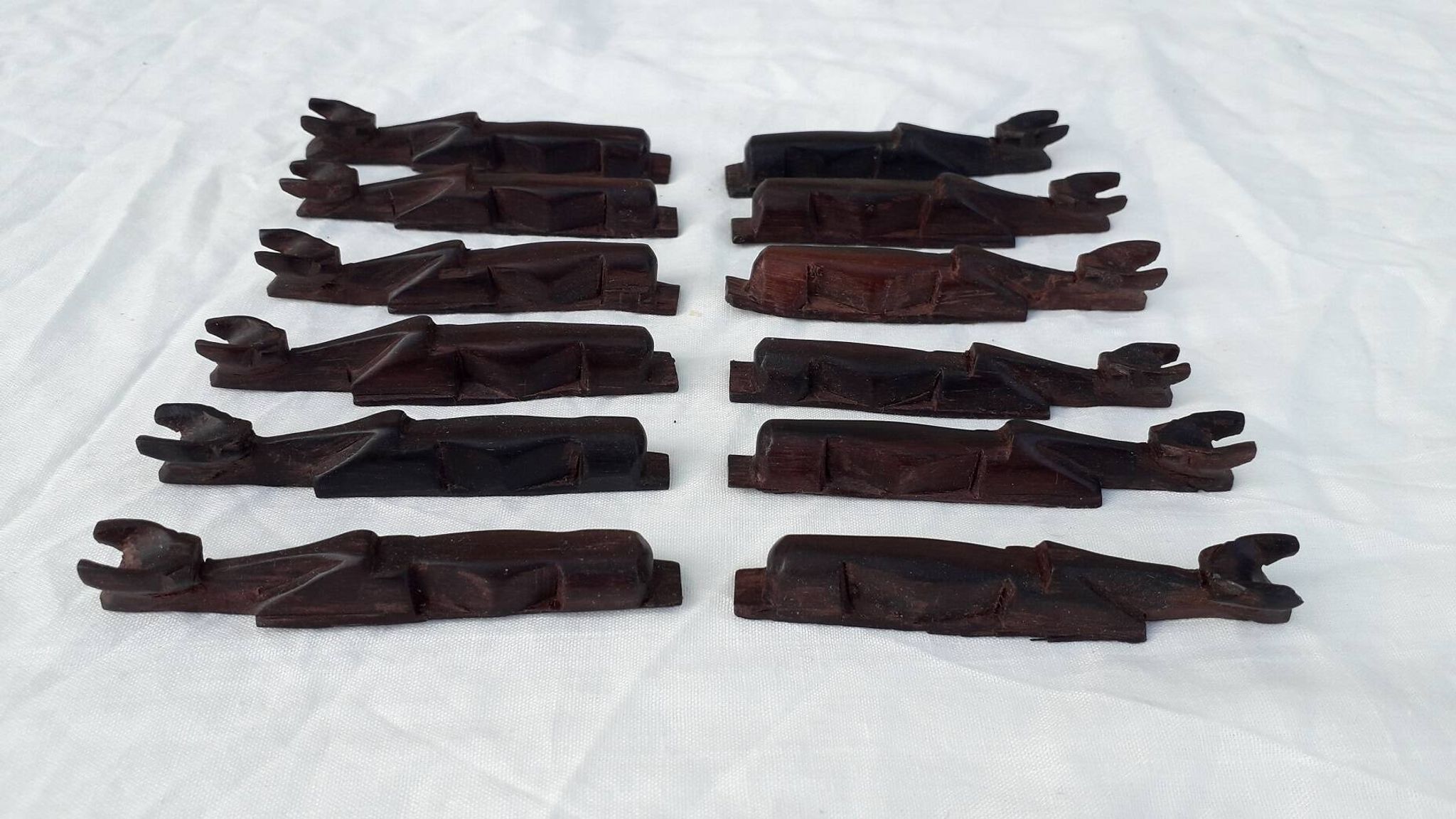 12 wooden knife rests