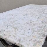 Old table bistrot