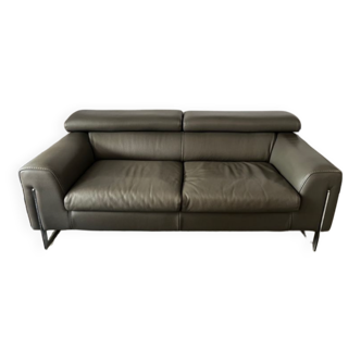 Italian leather sofa by Gabrielle Ghetti for Gamma