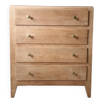 Wooden chest of drawers