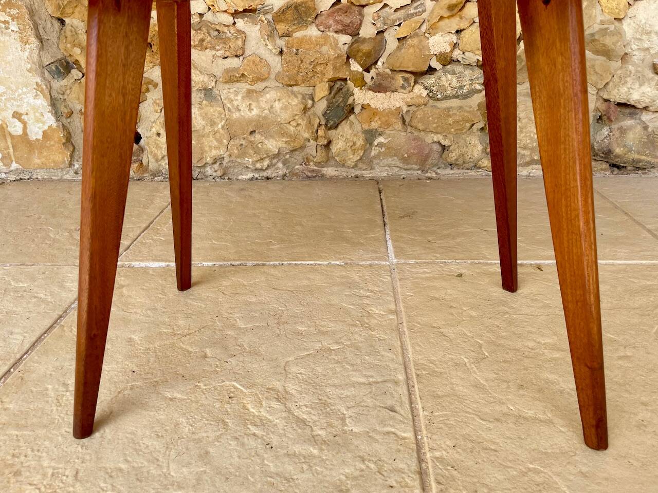Table d’appoint vintage , pieds compas , circa 1960s
