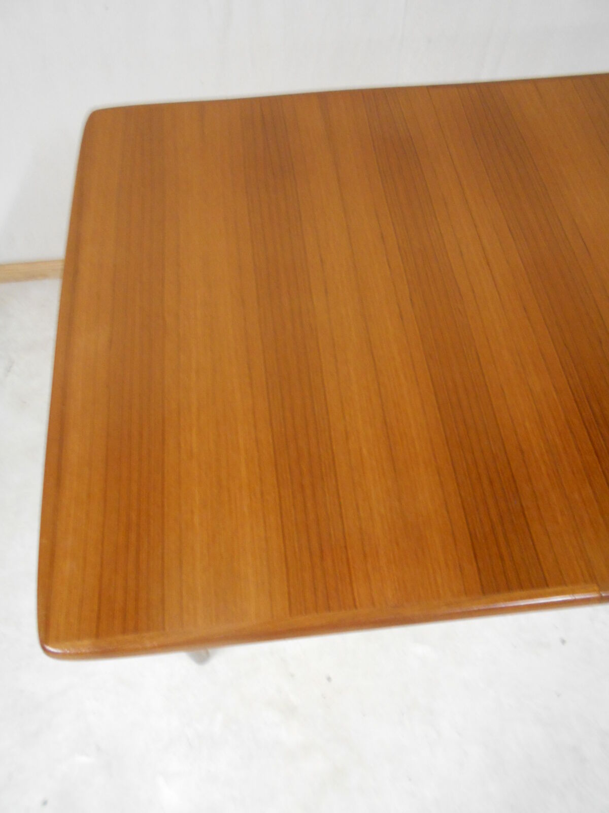 Scandinavian teak expandable table