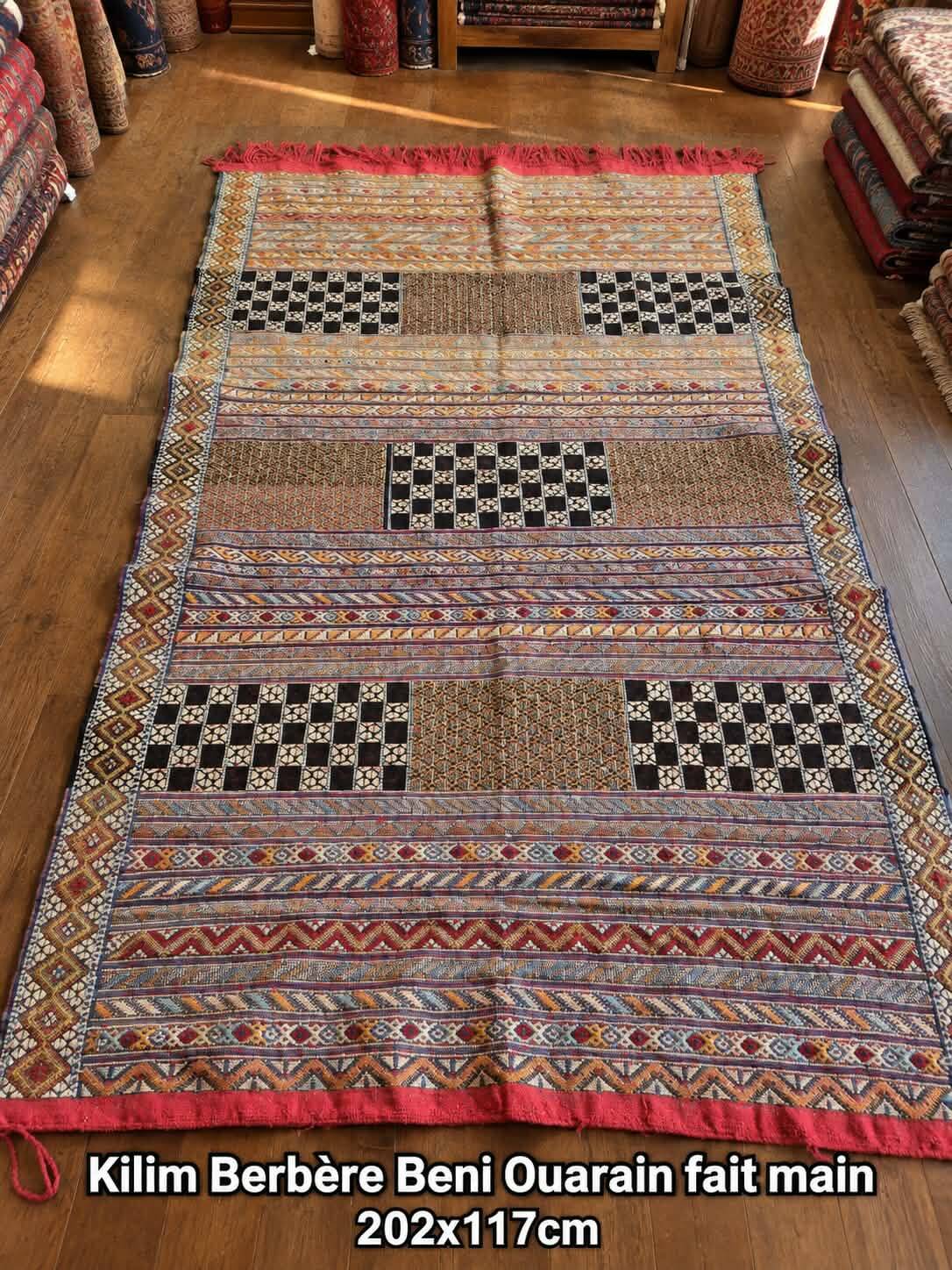 Handmade Berber Kilim Zemmour 202x117cm