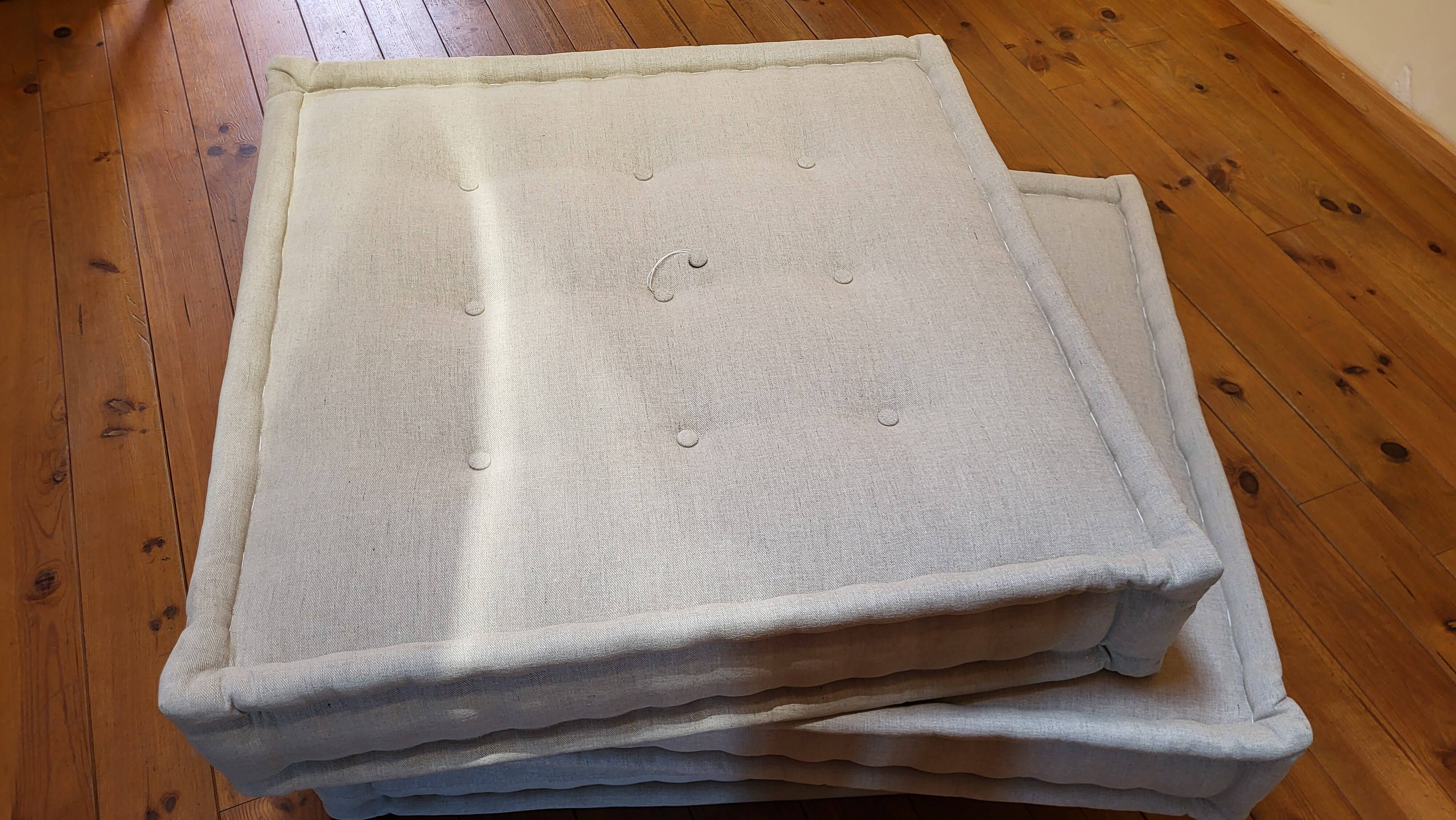 Mah Jong sofa by Roche Bobois in beige by Hans Hopfer, set of 7 modules.