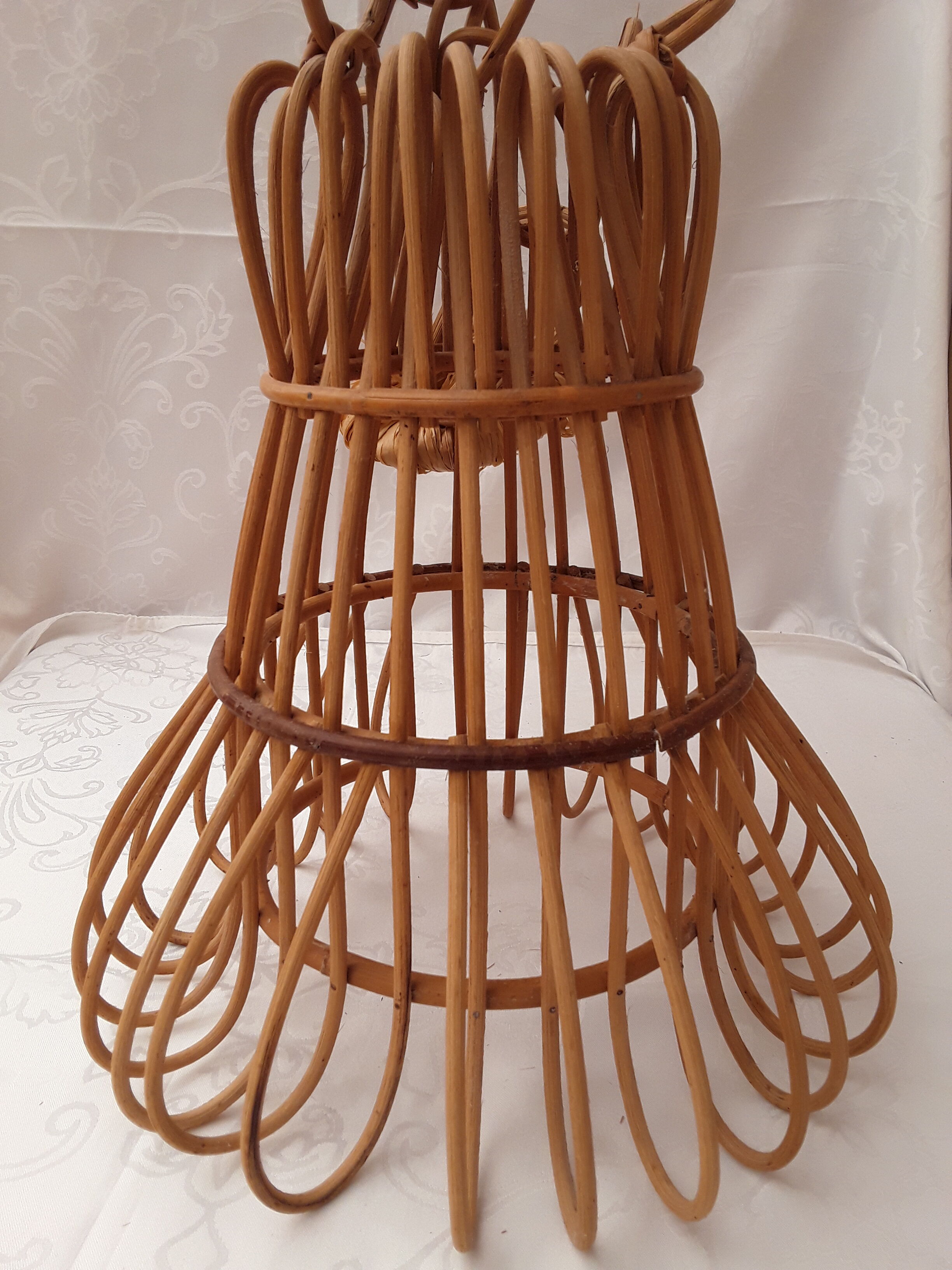 Vintage wicker pendant lamp