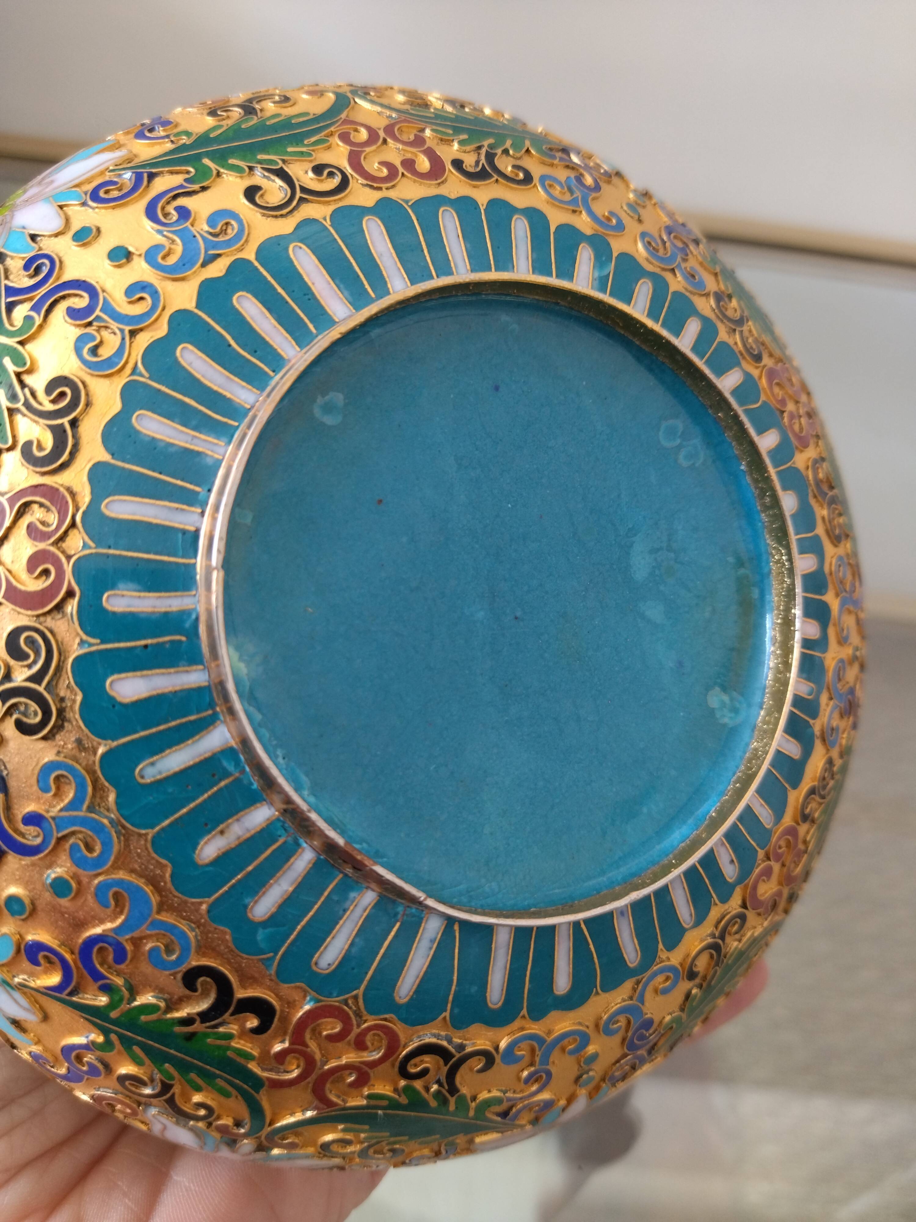 Box in partitioned enamels China