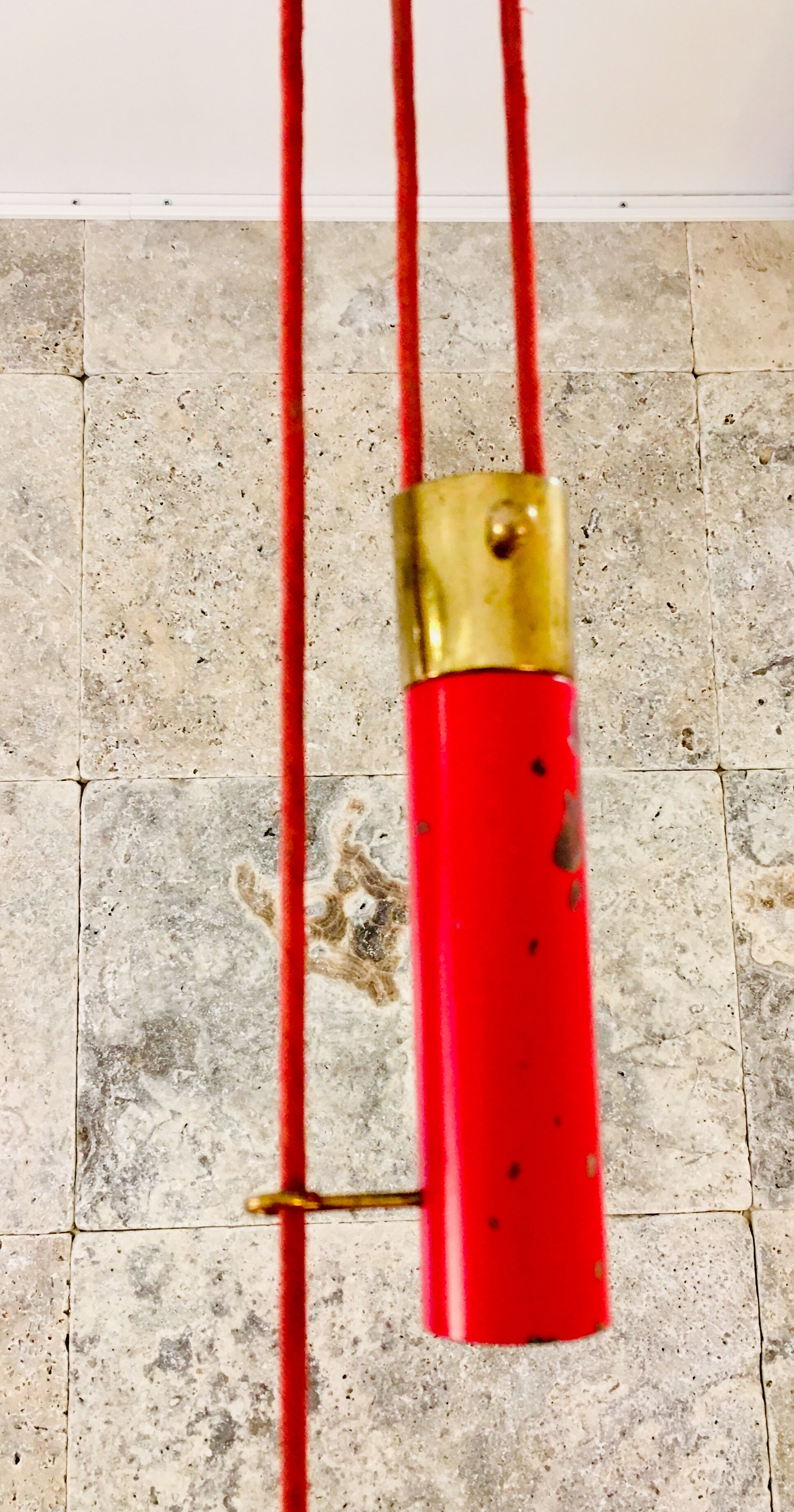 Red suspension