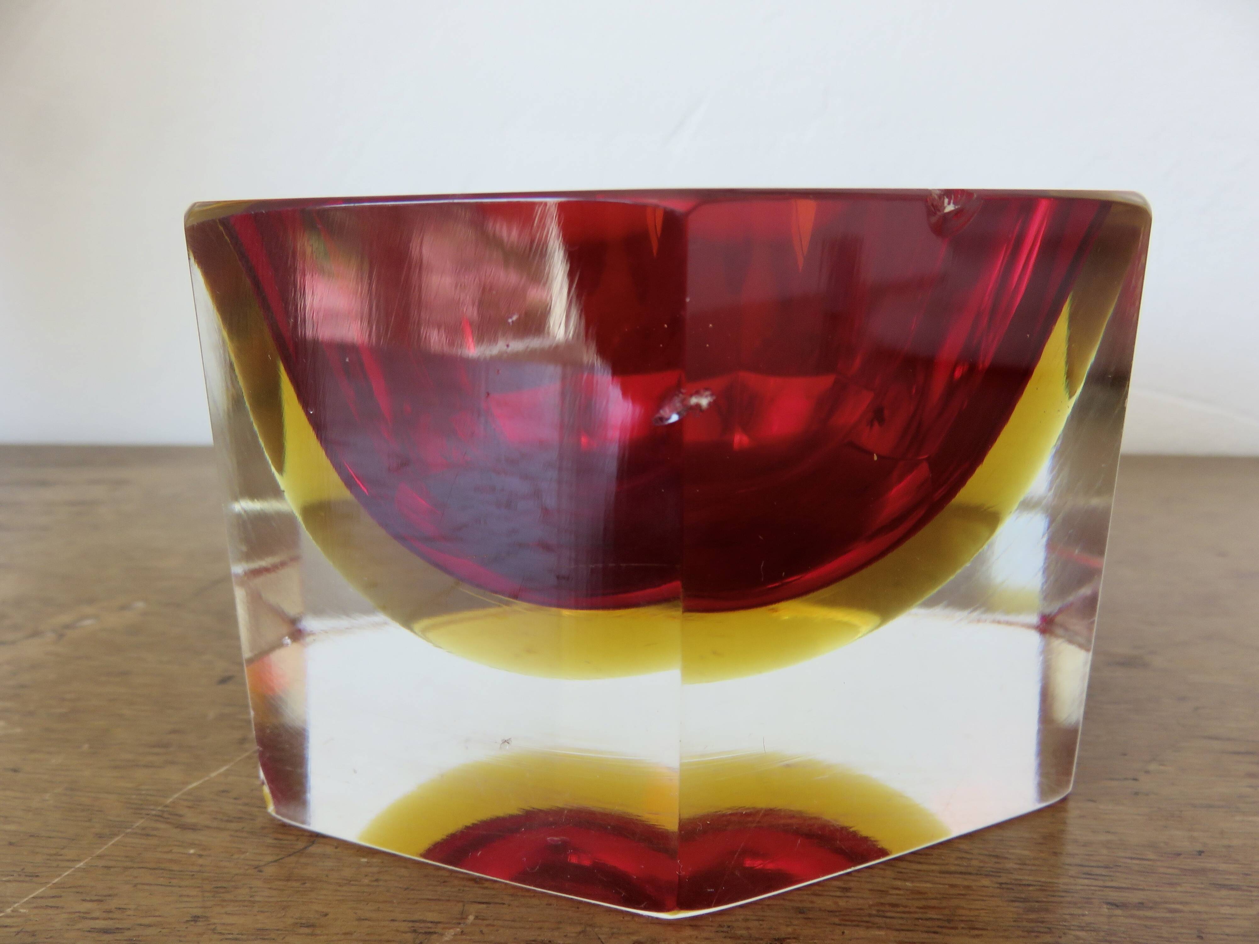 Octagonal vide poche or ashtray Sommerso Murano, design by Flavio Poli, 1970.