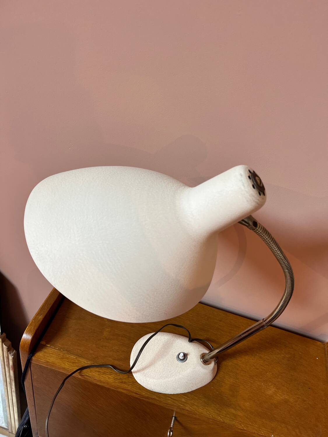 Desk lamp