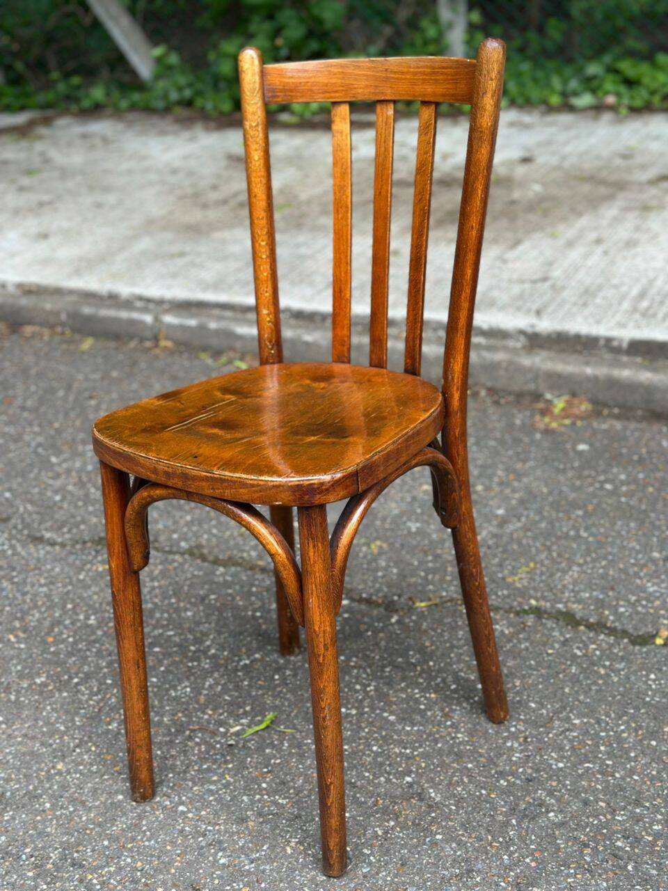 Bentwood bistro chair in Thonet style from the 19th century.