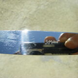 Box twelve St Médard knives.