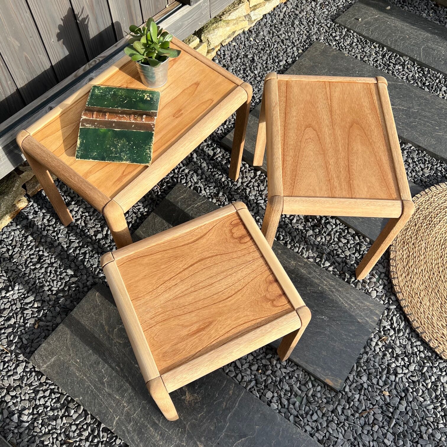 3 vintage nesting coffee tables