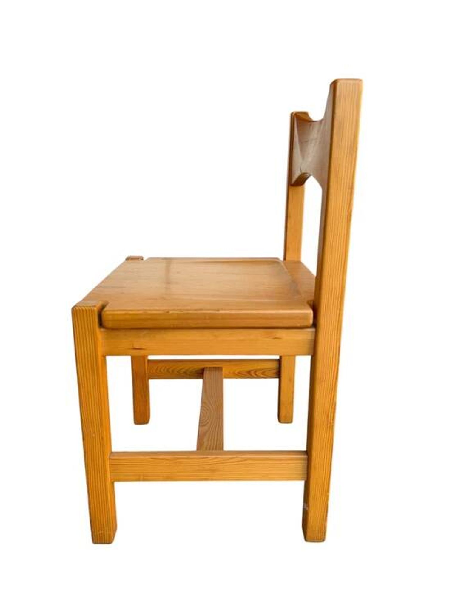 Ilmari Tapiovaara chair in Hongisto pine for Laukaan Puu, Finland, 1960s.