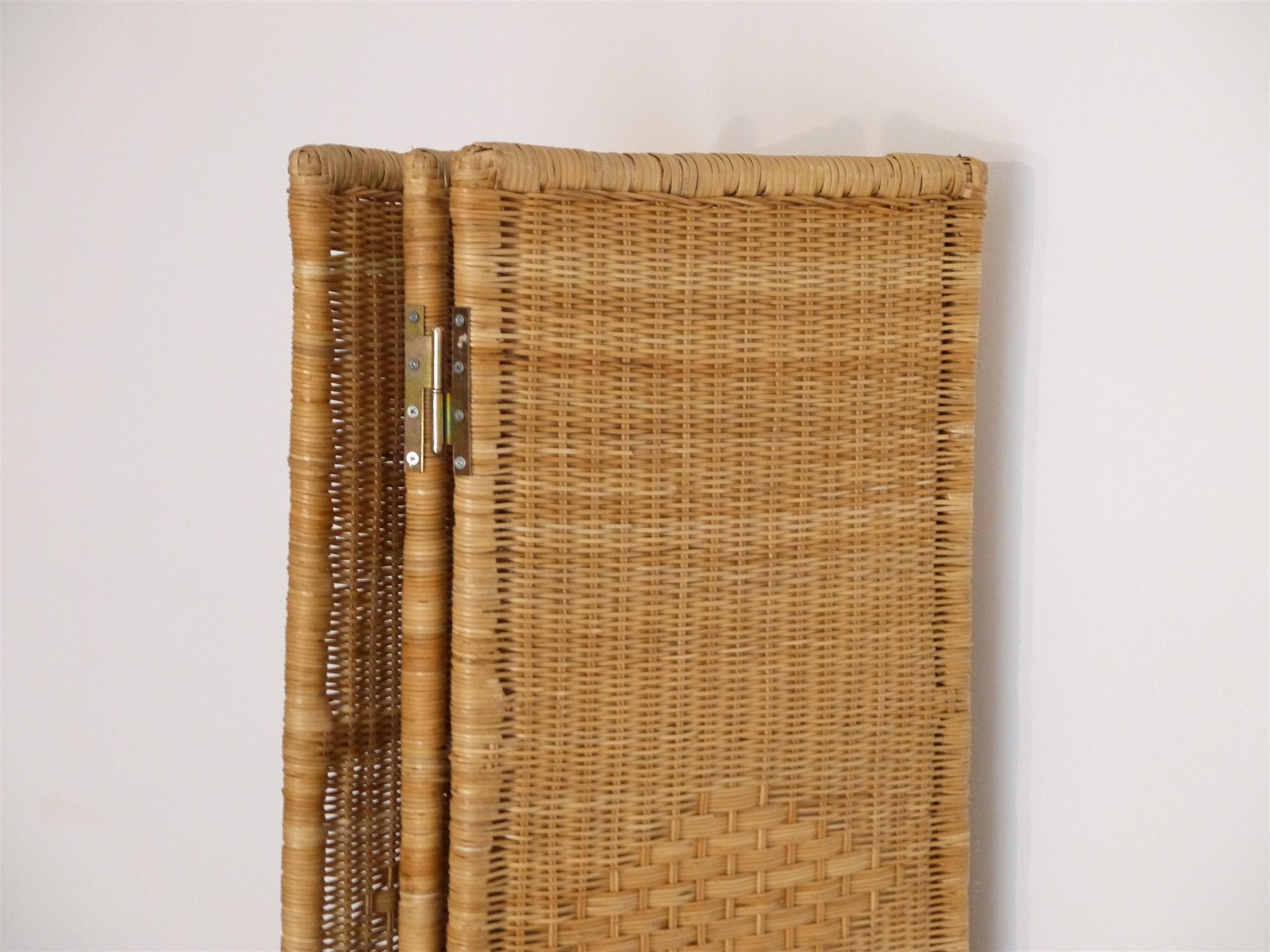 Vintage screen in rattan and wood 1960