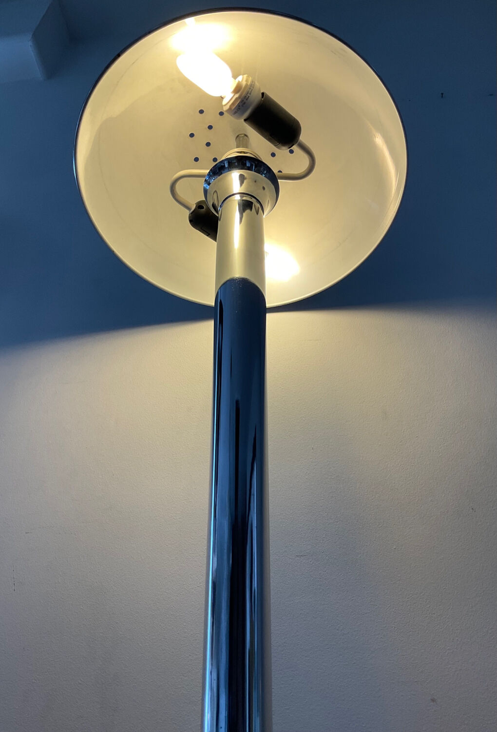 Vintage chromed metal floor lamp from the 60s-70s