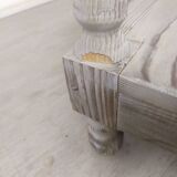 Table serving draper