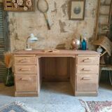 Big desk