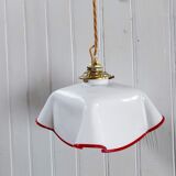 Suspension en opaline