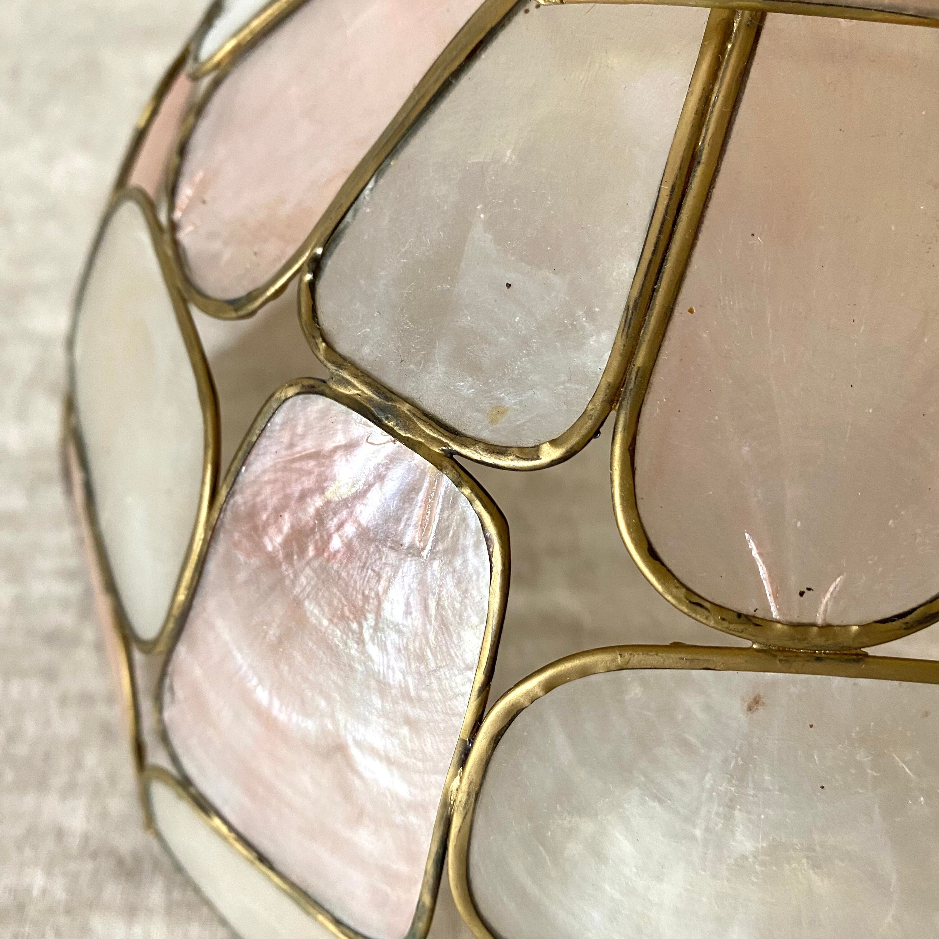 Abat jour to hang in mother-of-pearl and brass