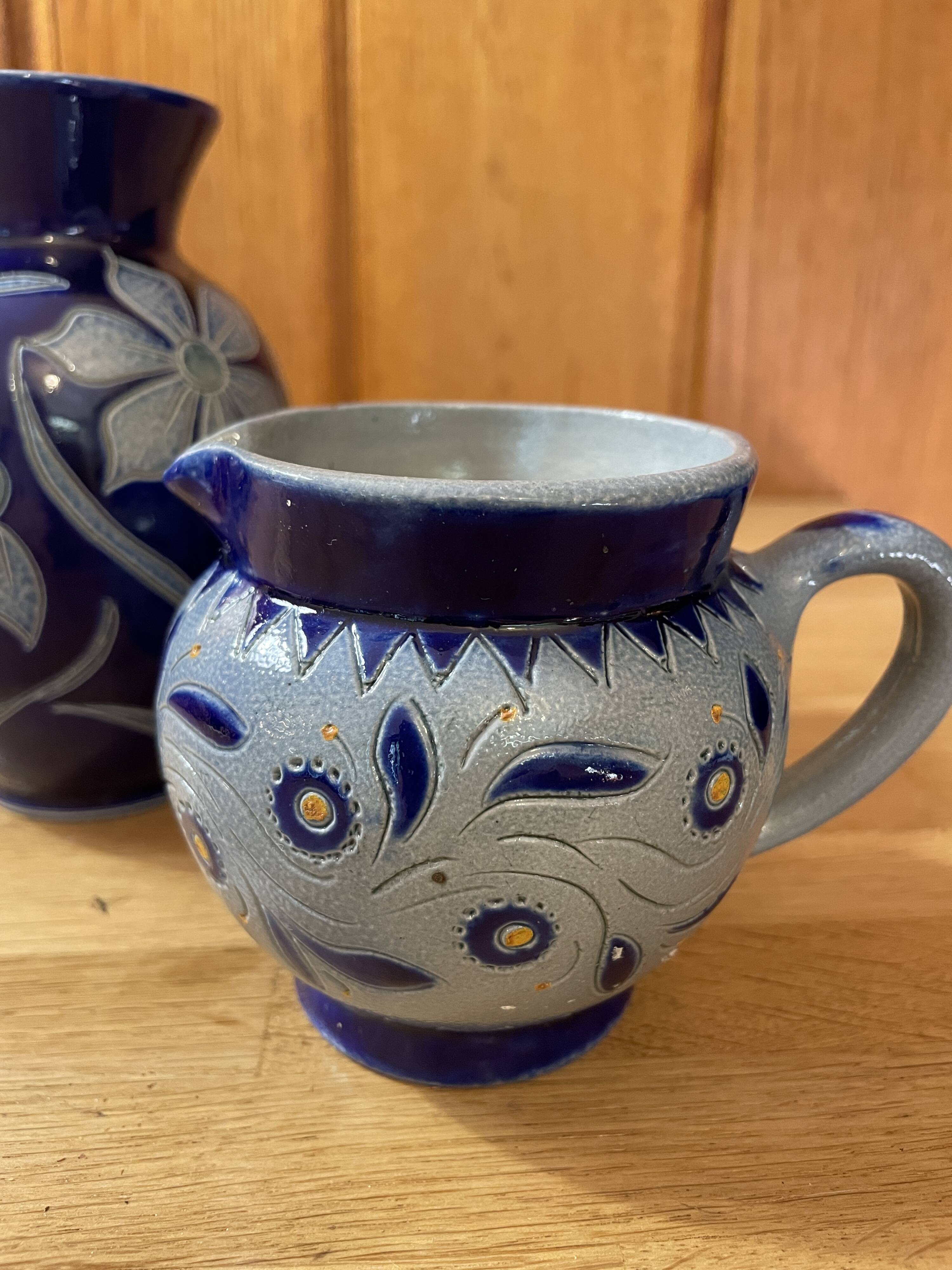 Lot deux petits vases gres d'alsace betschdorf schmitter décor floral