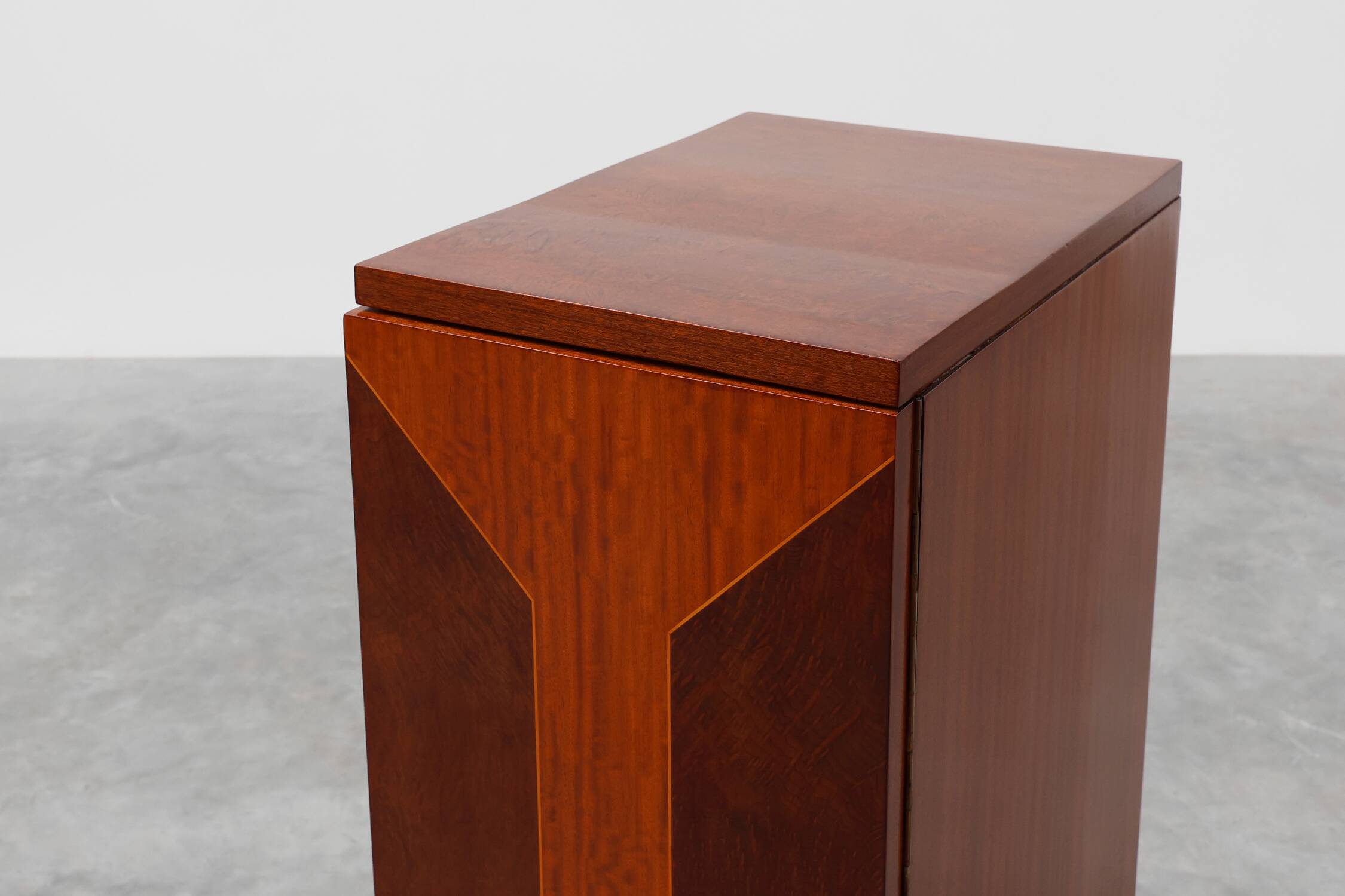 Unique Art Deco cabinet with veneer wood inlay, France 1920s