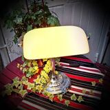 White opaline banker's lamp