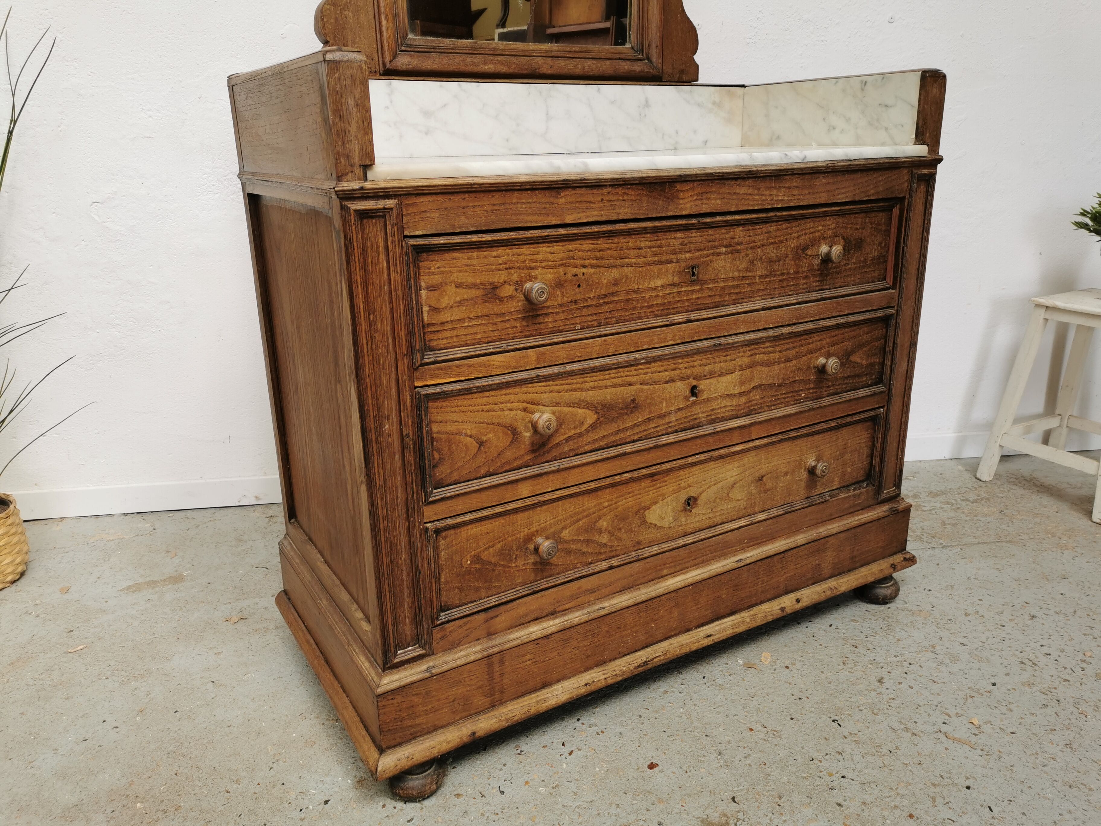 Commode coiffeuse 1900 en chêne et marbre