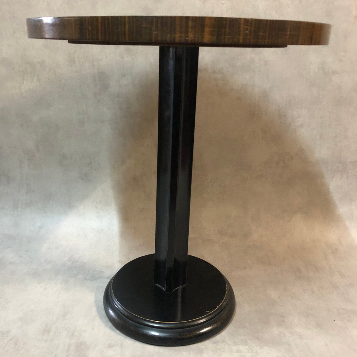 Art deco side table in rosewood 1940s