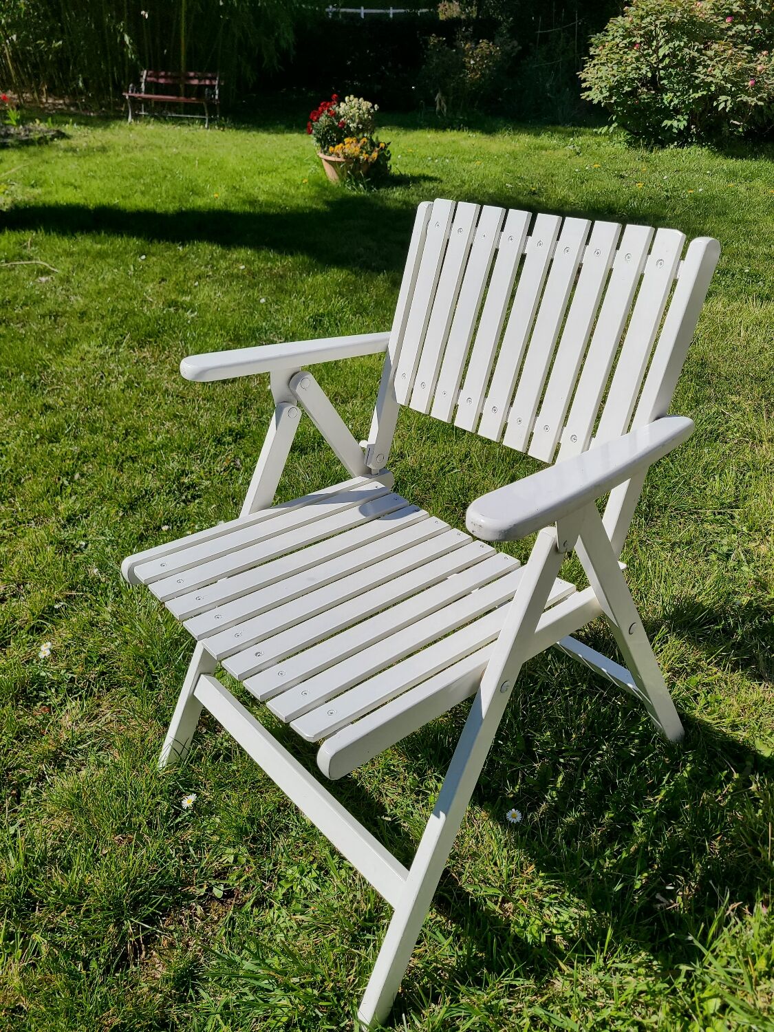 Garden chair in painted wood R gleizes circa 1960
