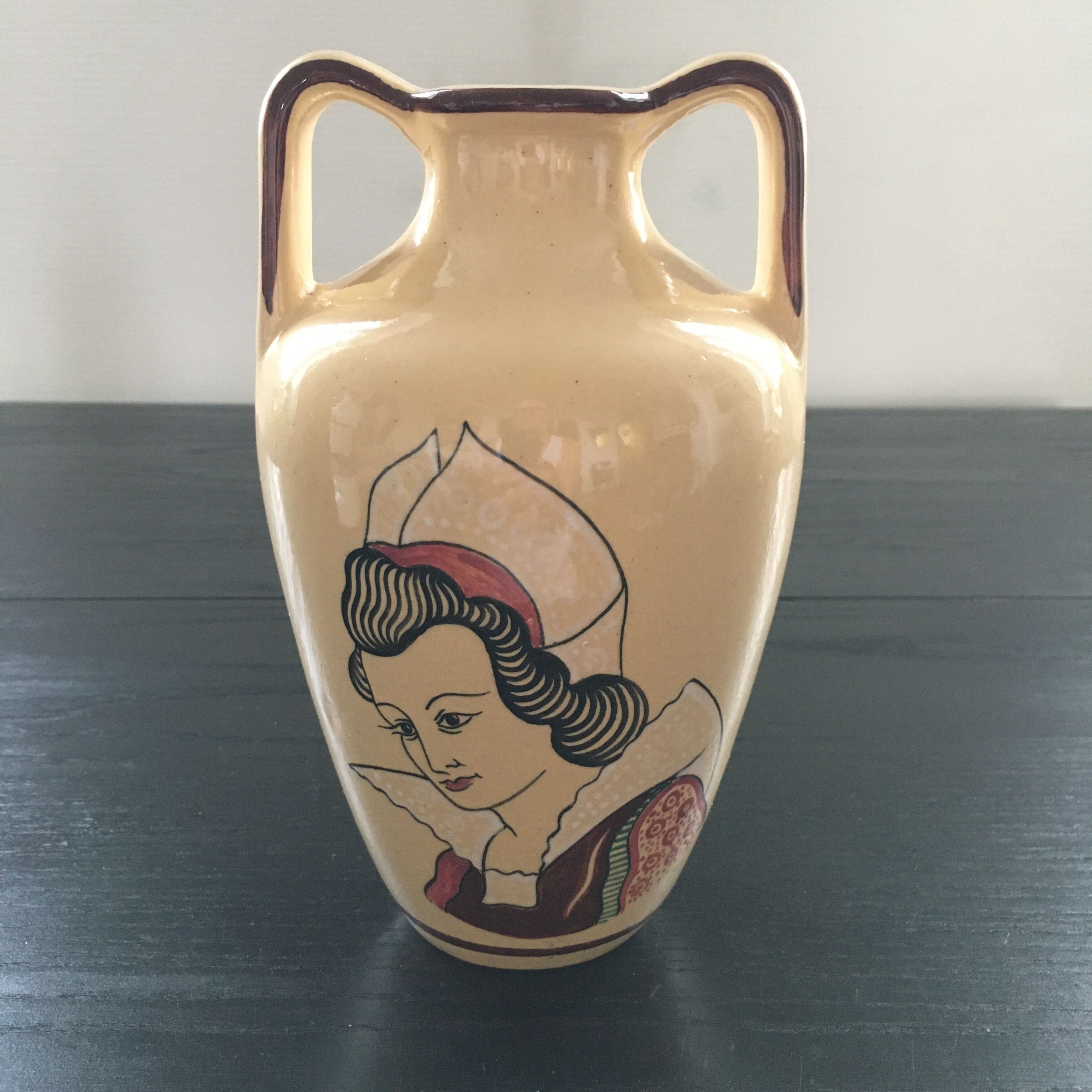Vase signed Keraluc Quimper