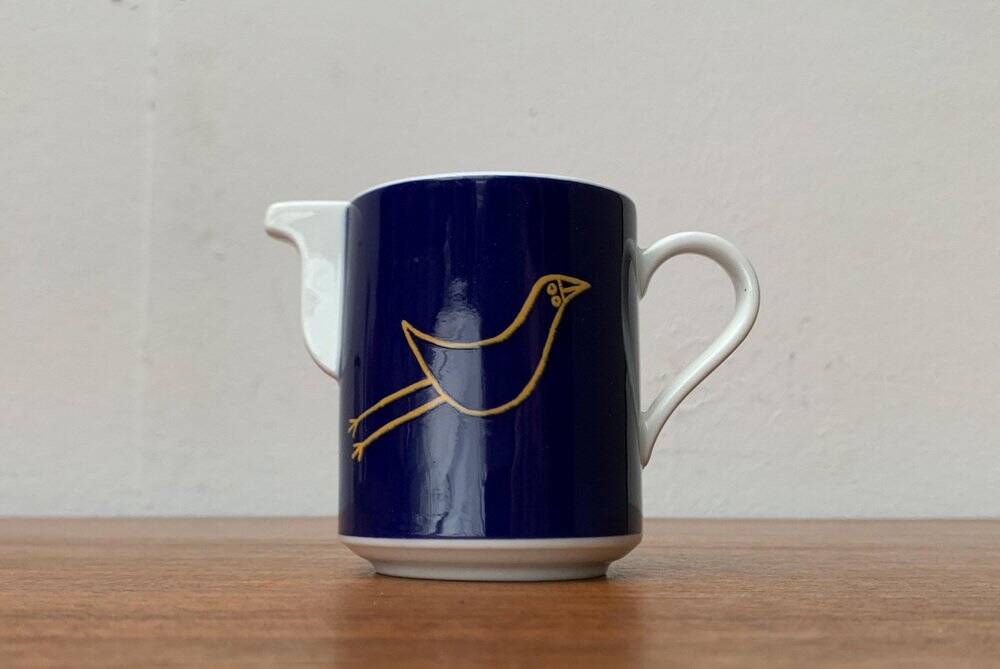 Postmodern German series of flying objects Milk jug by David Palterer and Sieger Design for Arzberg, 1990s