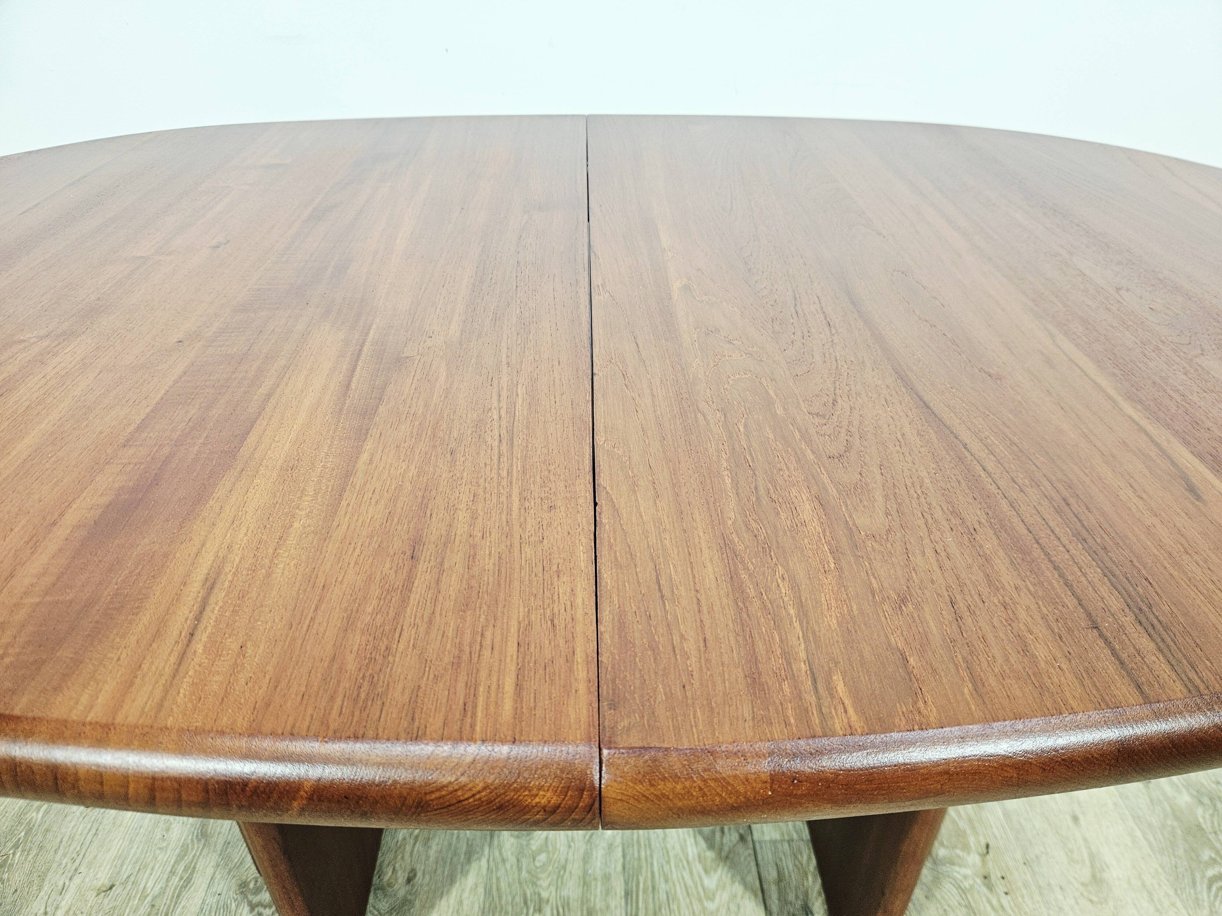 Extendable table/Teak /S.Burchardt-Nielsen (Møbel Fabrik)/Denmark 1980s
