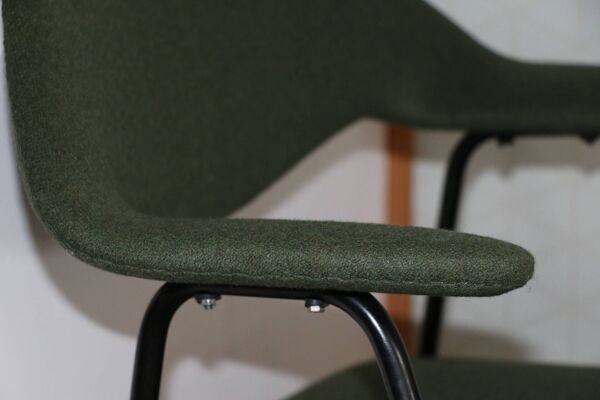 Fauteuil 675 Robin Day Airborne