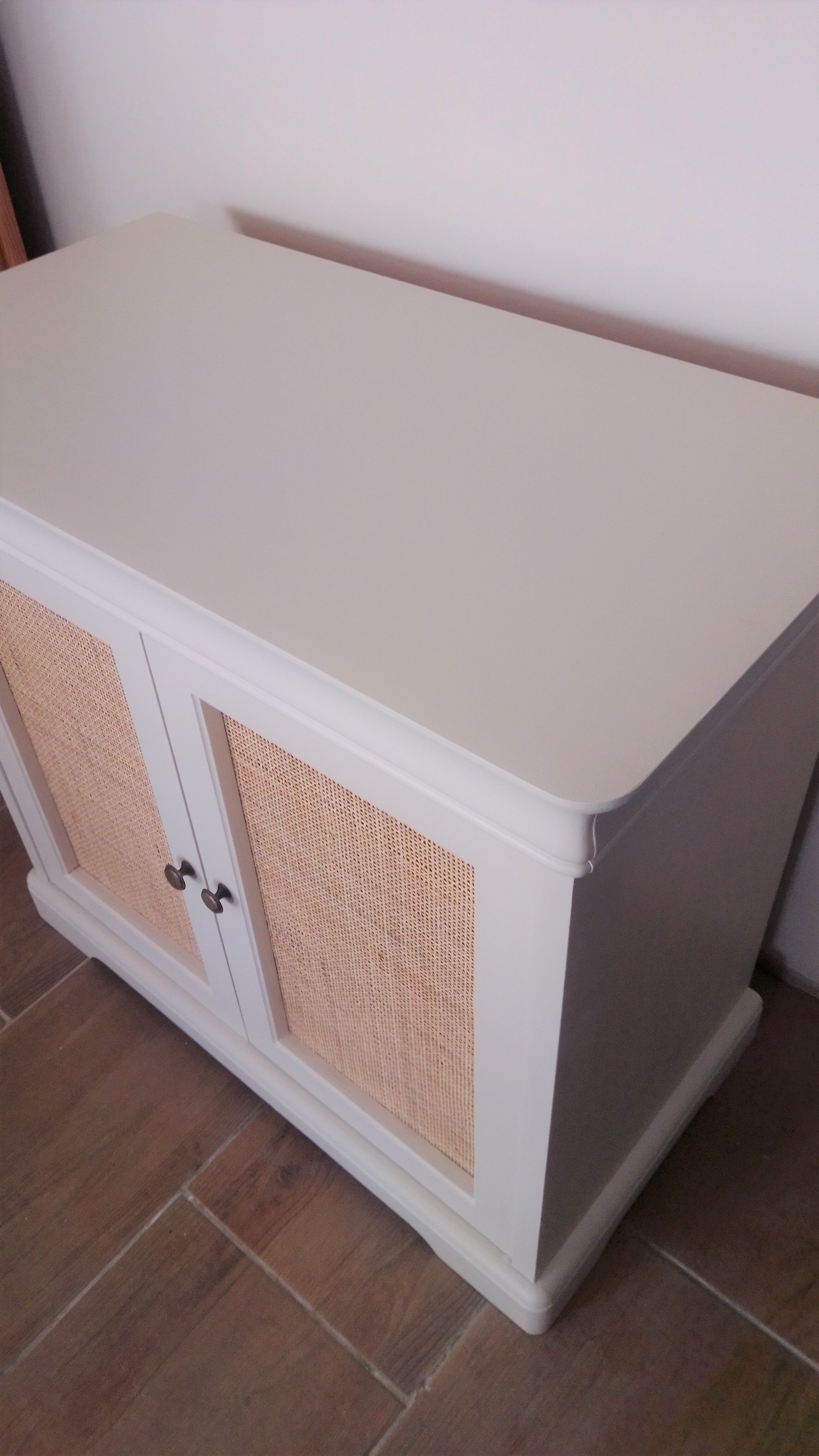 Storage cabinet 2 doors